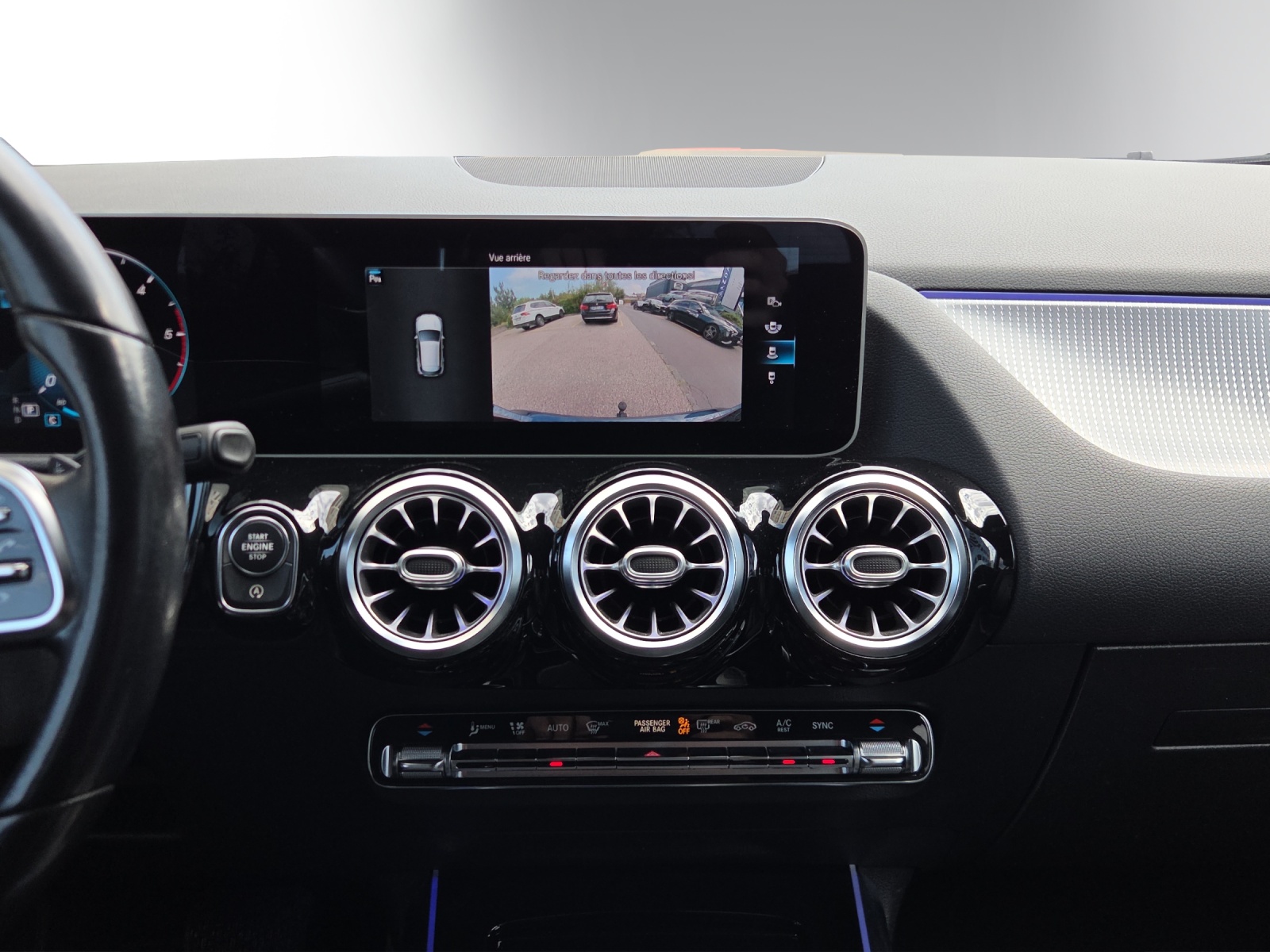 MERCEDES-BENZ GLA 220d 4Matic Style 8G-DCT - 13