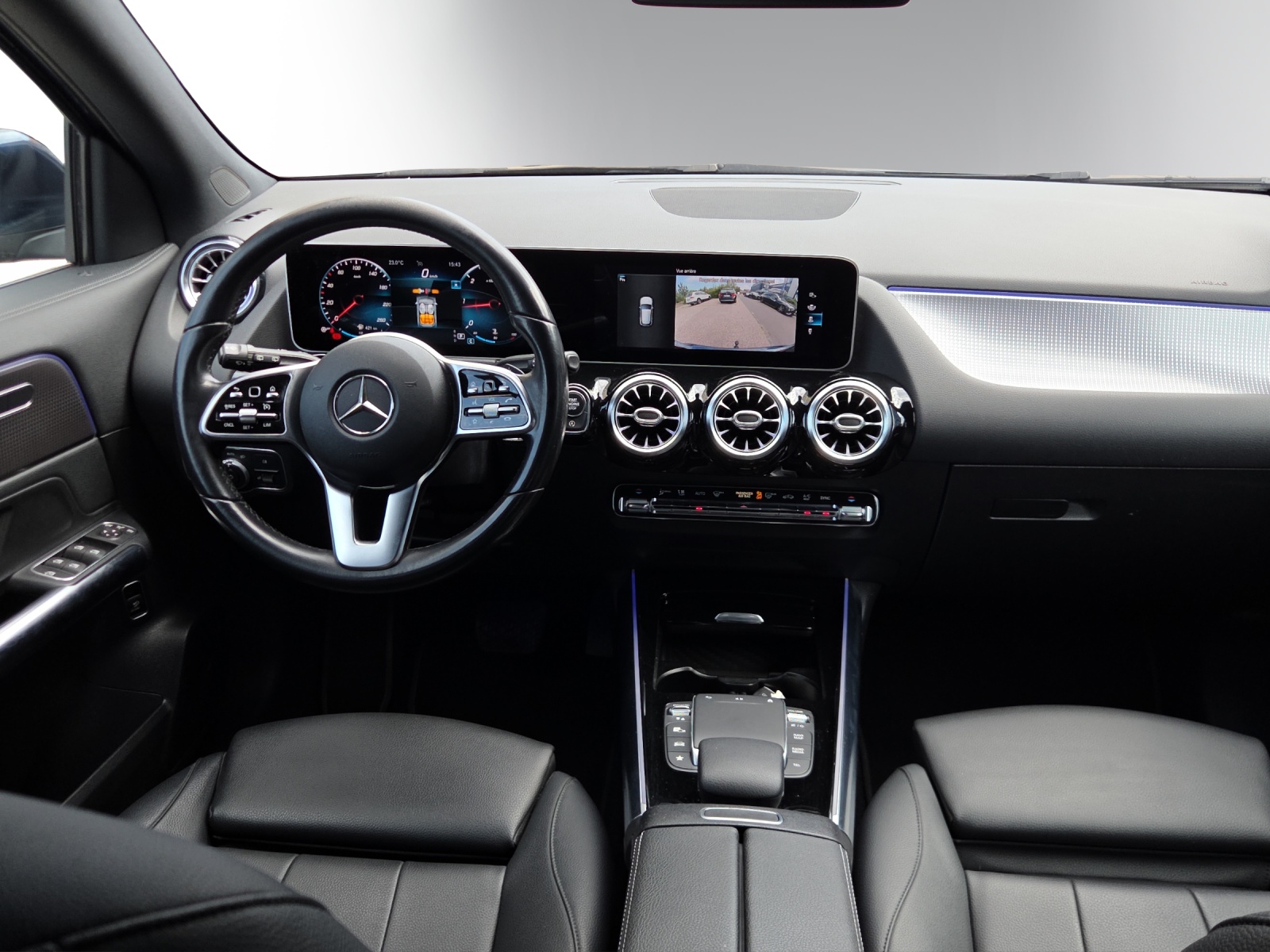 MERCEDES-BENZ GLA 220d 4Matic Style 8G-DCT - 11