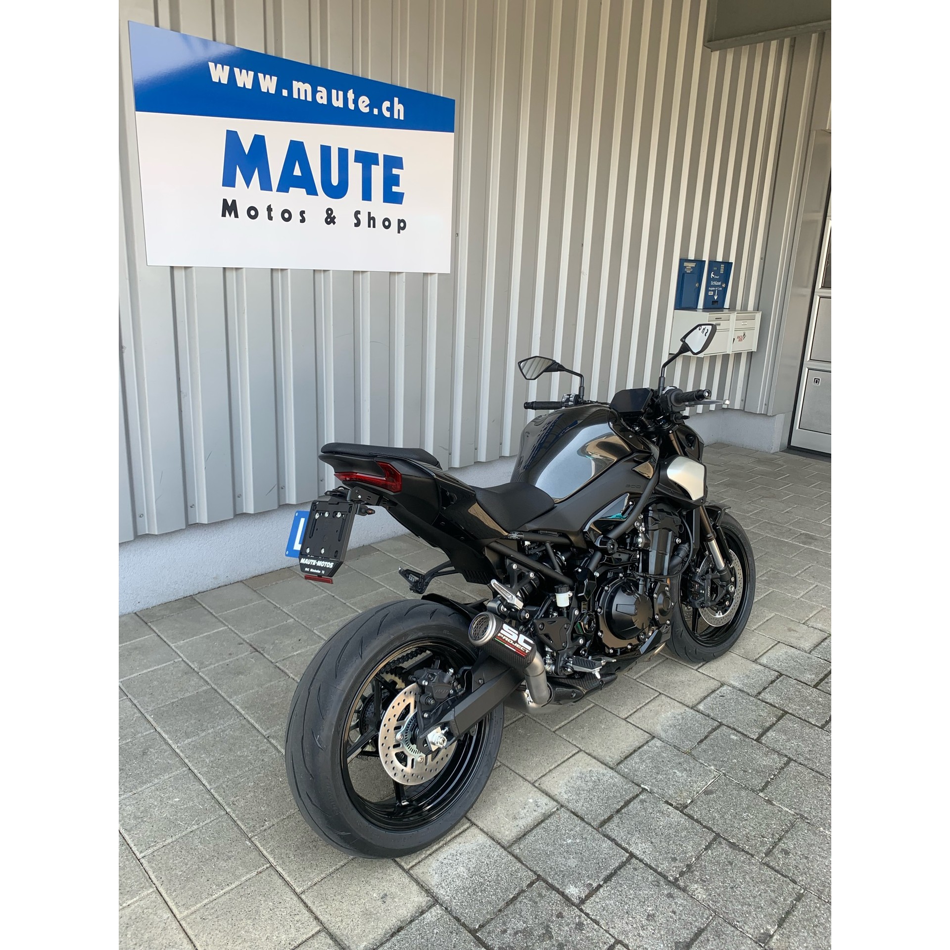 KAWASAKI Z 900 - 9