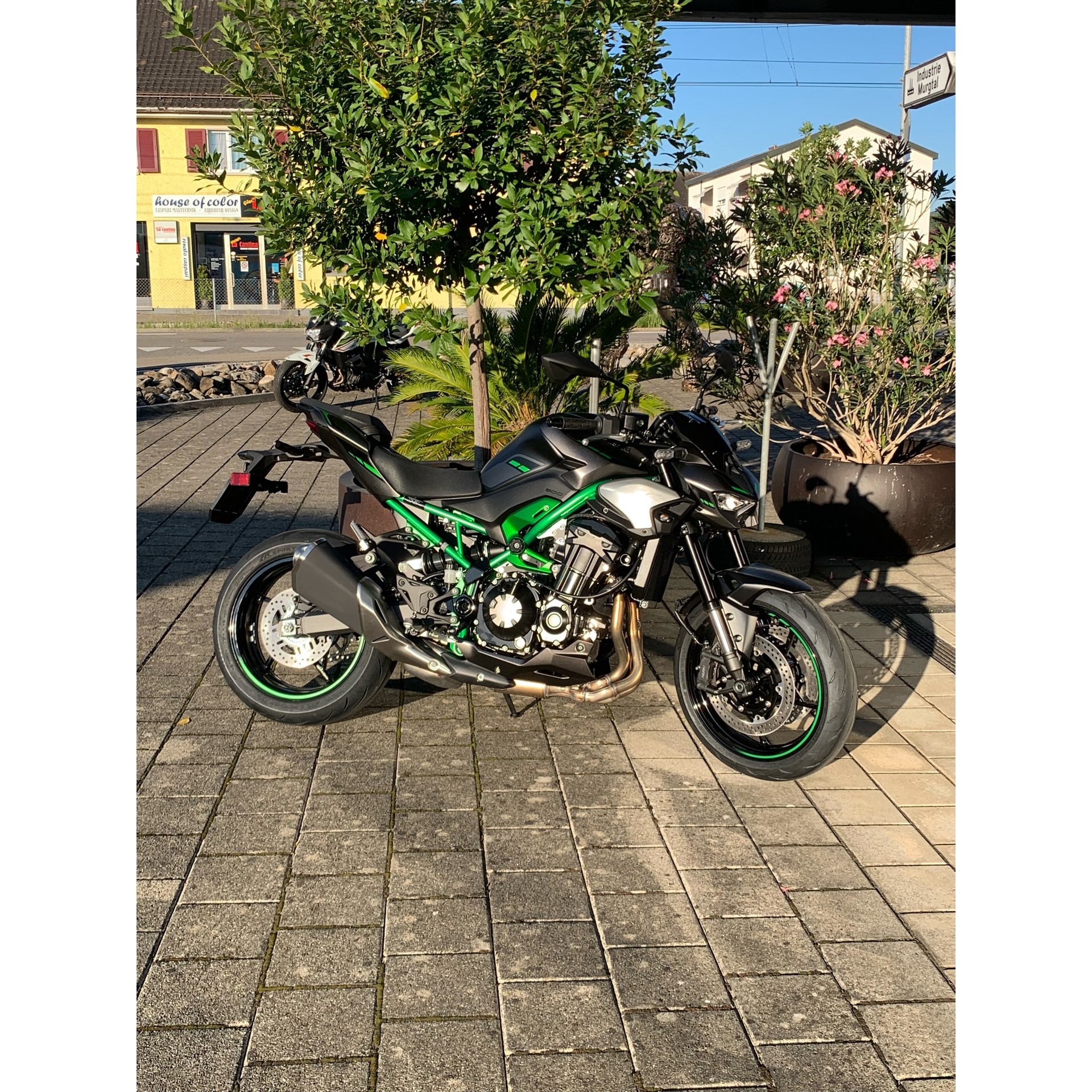 KAWASAKI Z 900 - 6