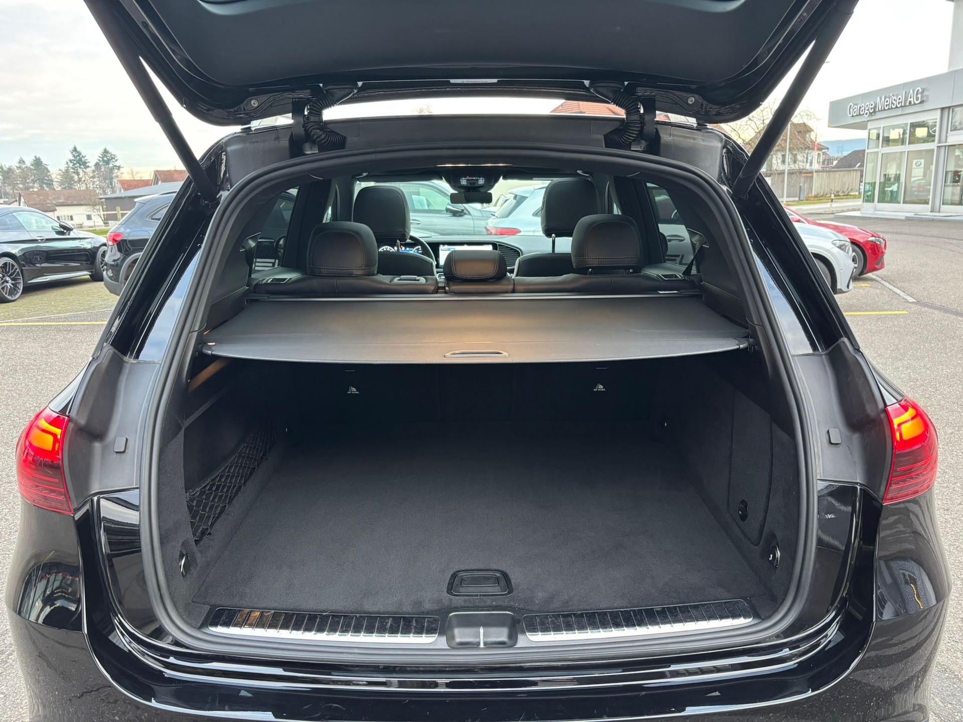 MERCEDES-BENZ GLE 300d AMG-Line 4Matic - 14