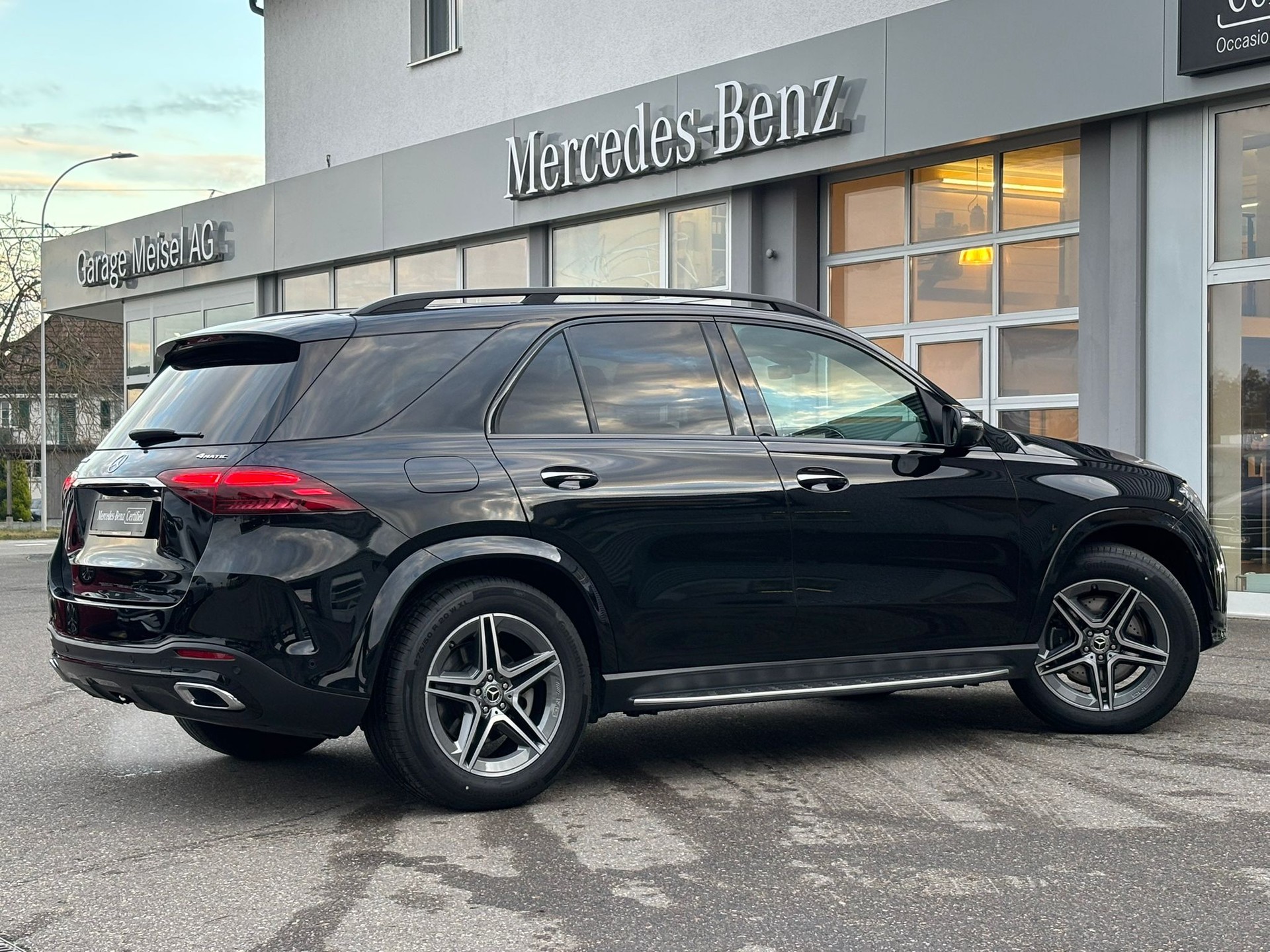 MERCEDES-BENZ GLE 300d AMG-Line 4Matic - 3