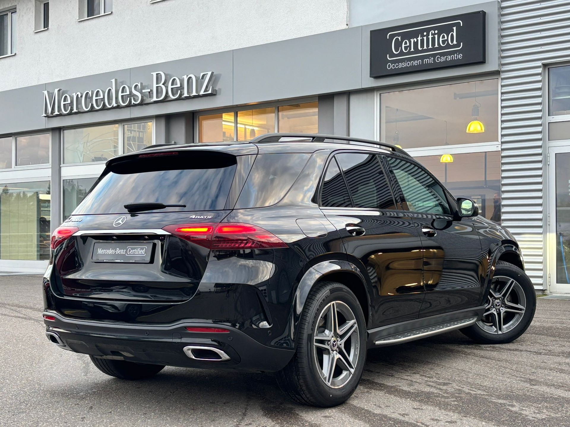 MERCEDES-BENZ GLE 300d AMG-Line 4Matic - 4