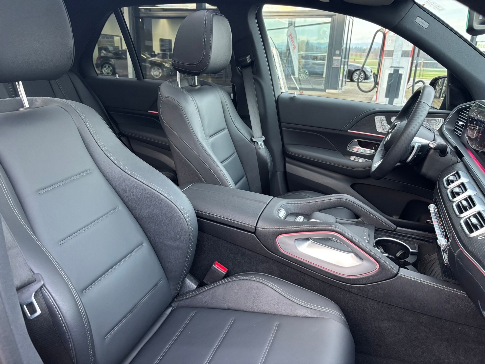 MERCEDES-BENZ GLE 300d AMG-Line 4Matic - 9