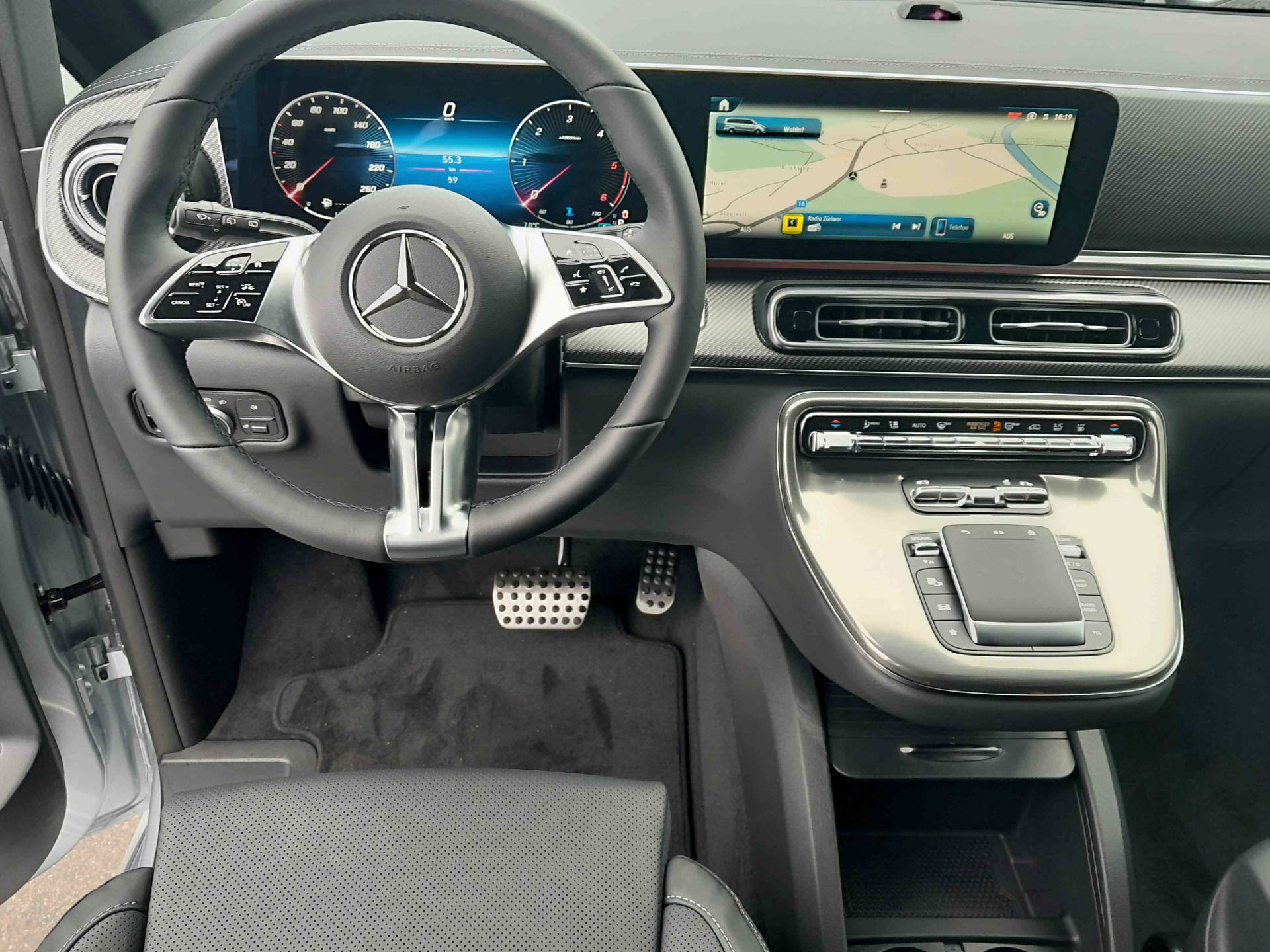 MERCEDES-BENZ V 300 d Swiss Edition L 4x4 - 11