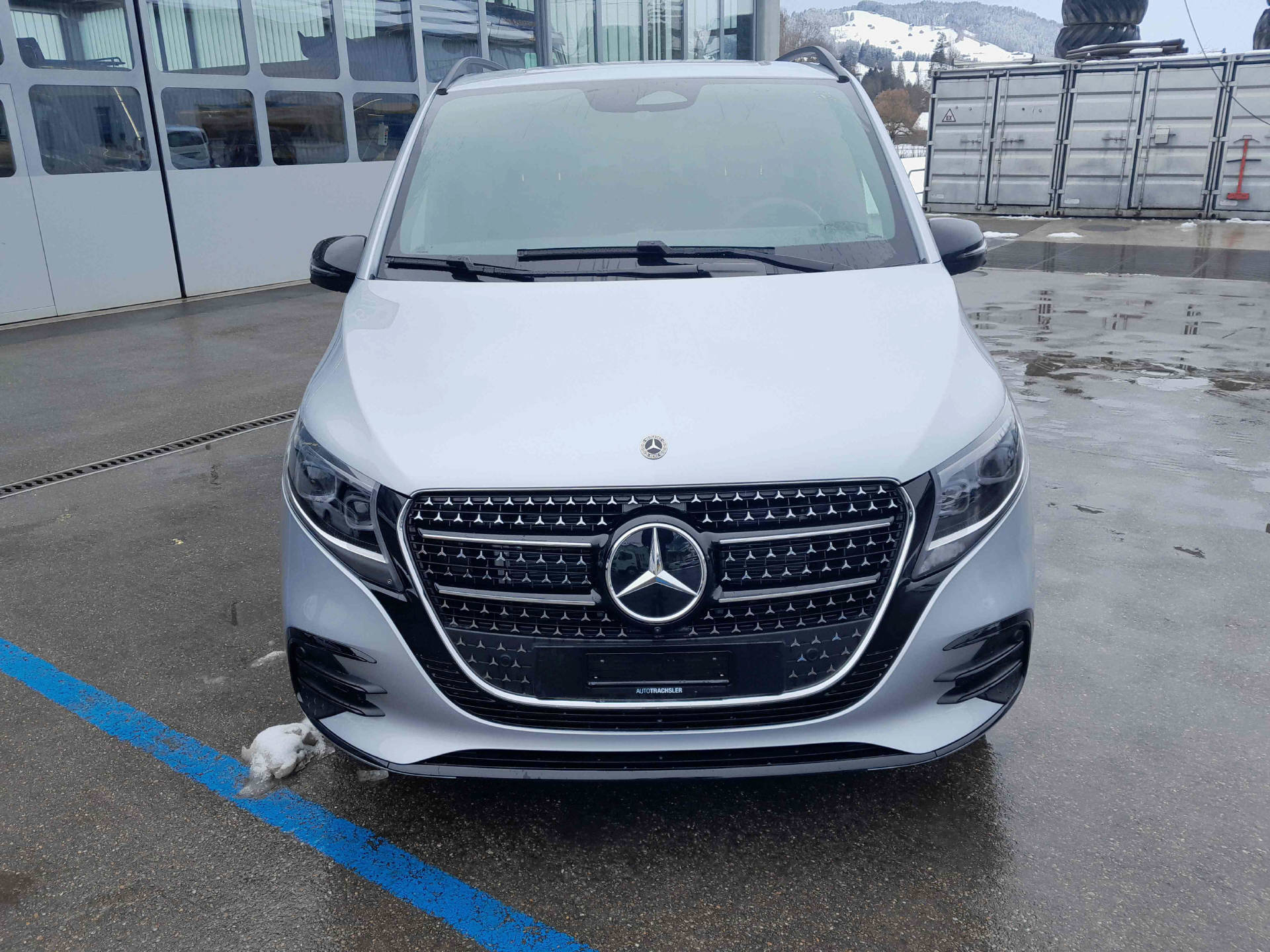 MERCEDES-BENZ V 300 d Swiss Edition L 4x4 - 8