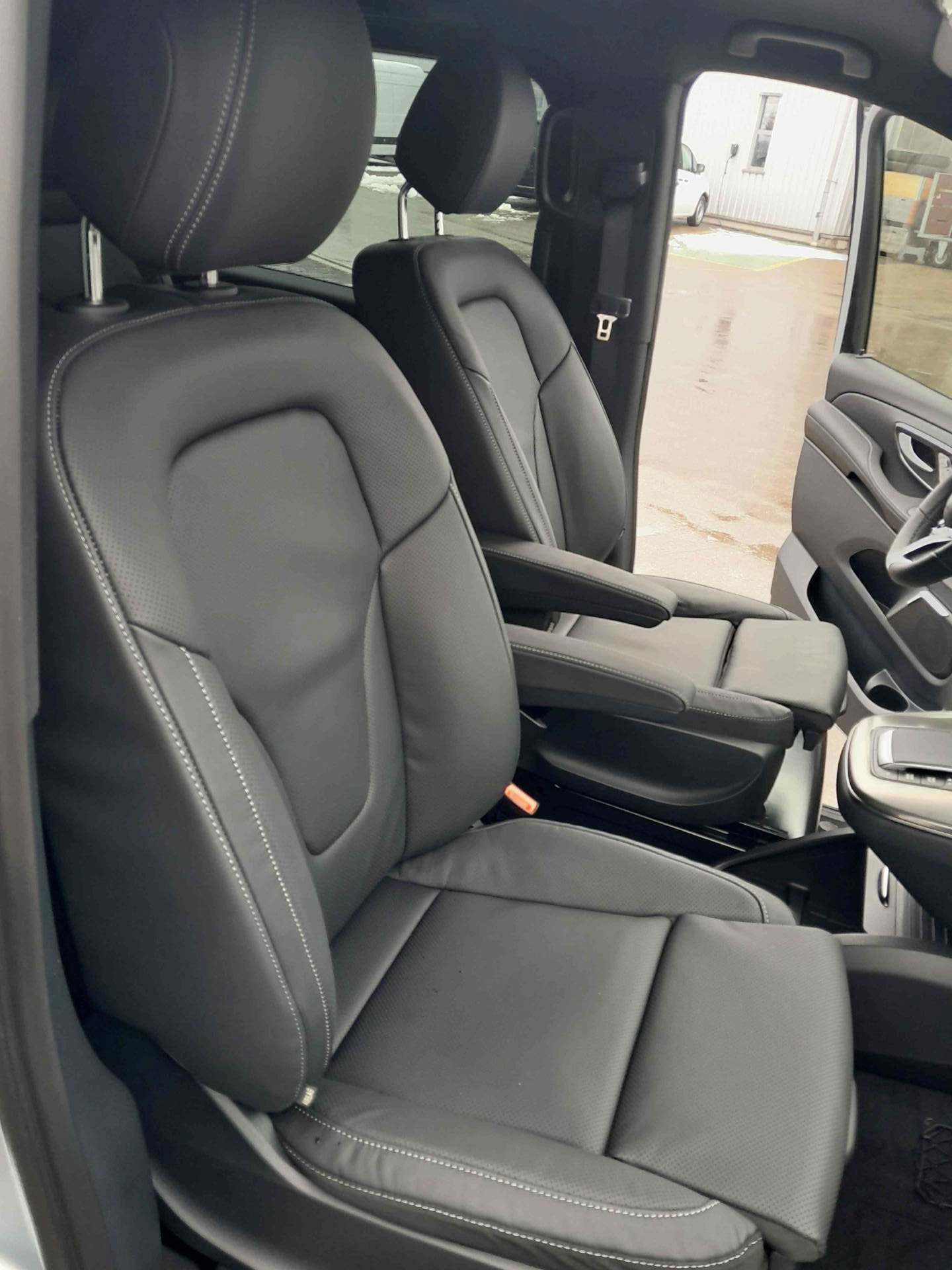 MERCEDES-BENZ V 300 d Swiss Edition L 4x4 - 15