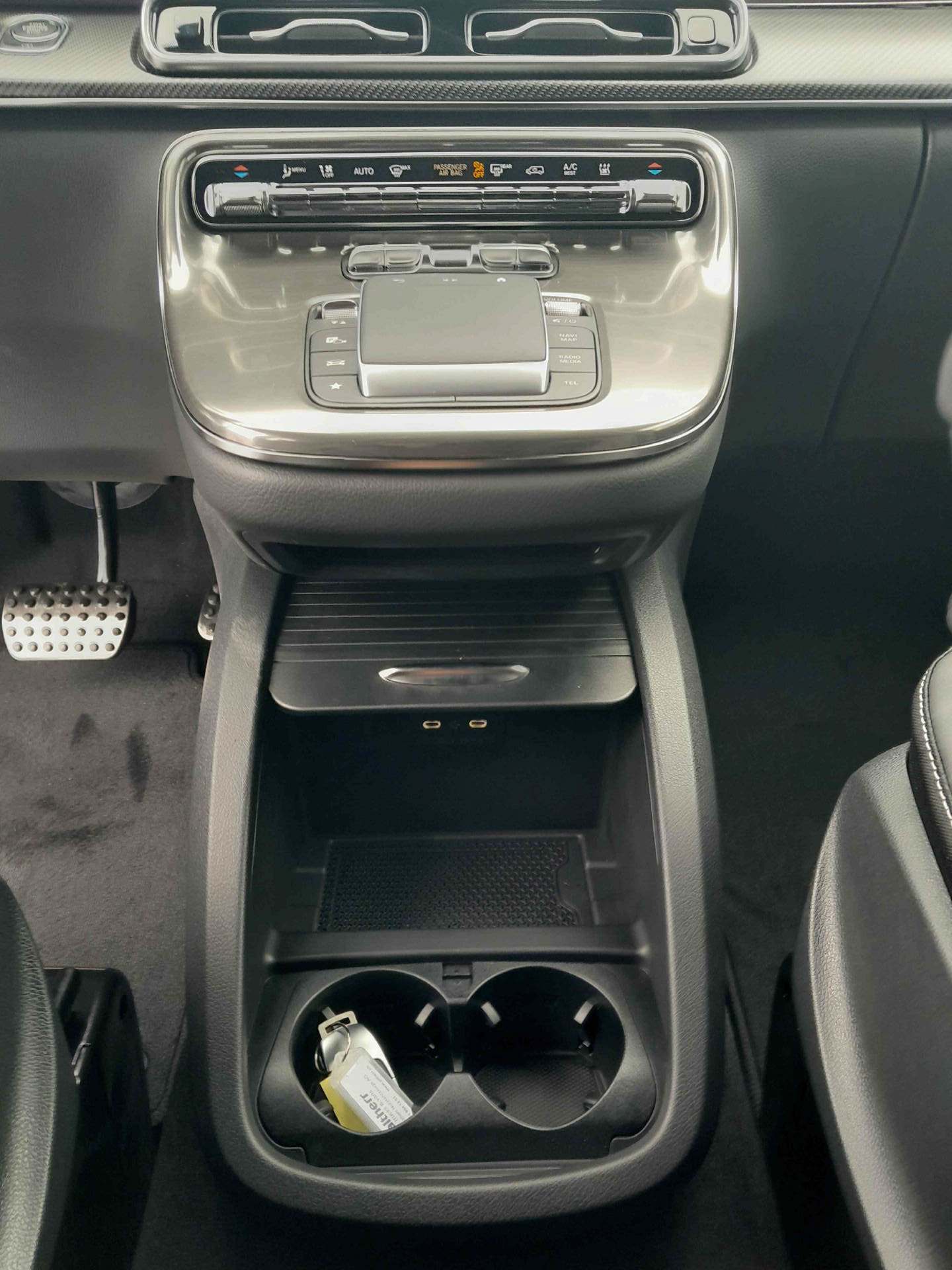 MERCEDES-BENZ V 300 d Swiss Edition L 4x4 - 13