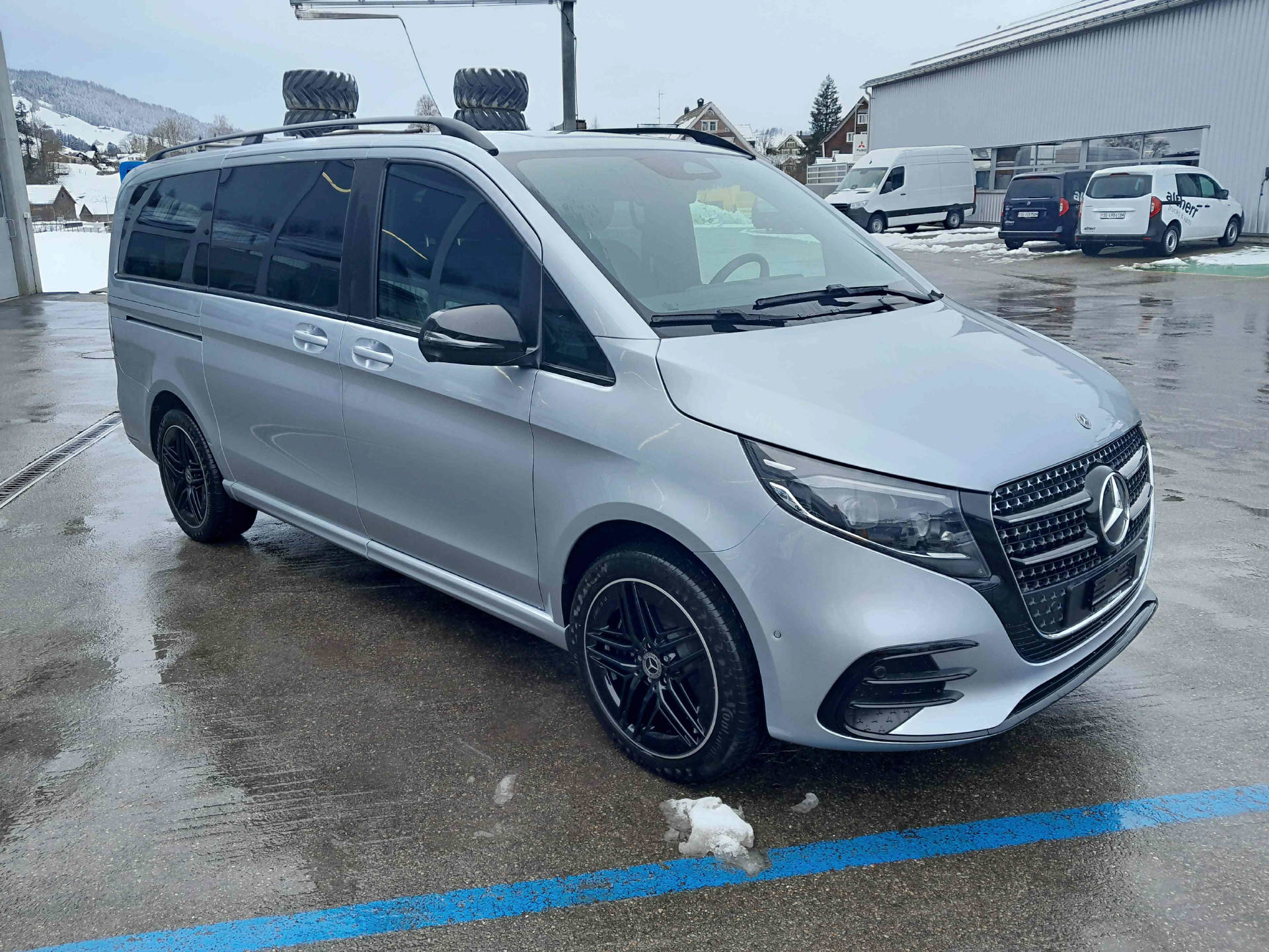 MERCEDES-BENZ V 300 d Swiss Edition L 4x4 - 7