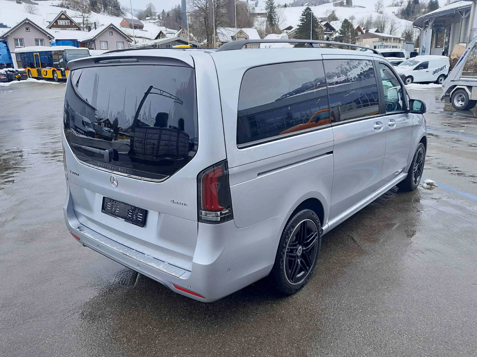 MERCEDES-BENZ V 300 d Swiss Edition L 4x4 - 5