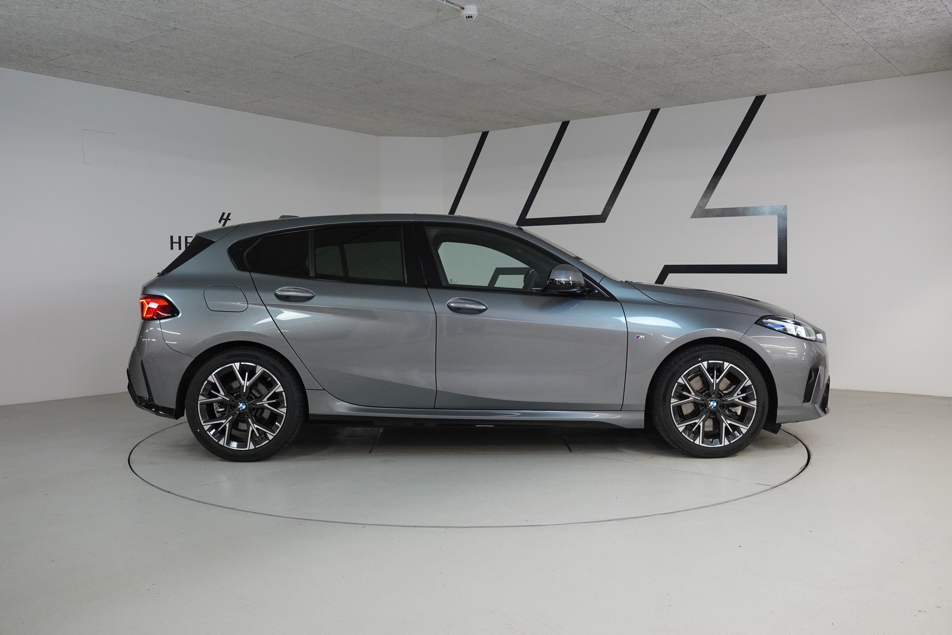 BMW 123 xDrive M Sport Steptronic - 8