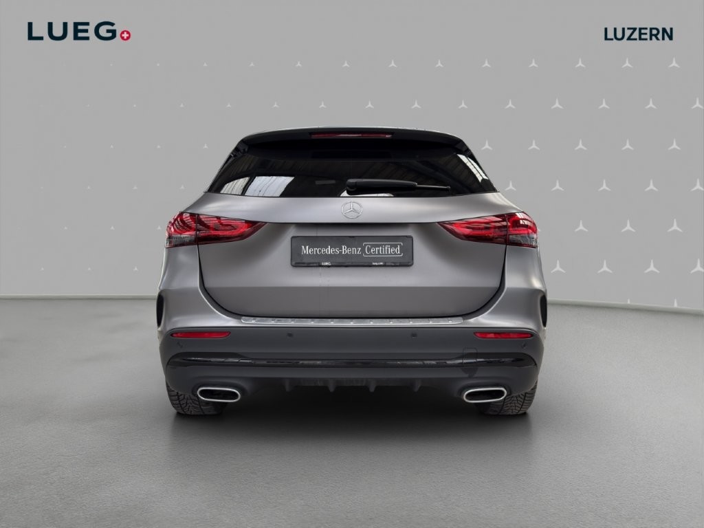 MERCEDES-BENZ GLA 250 4Matic AMG Line 8G-DCT - 4