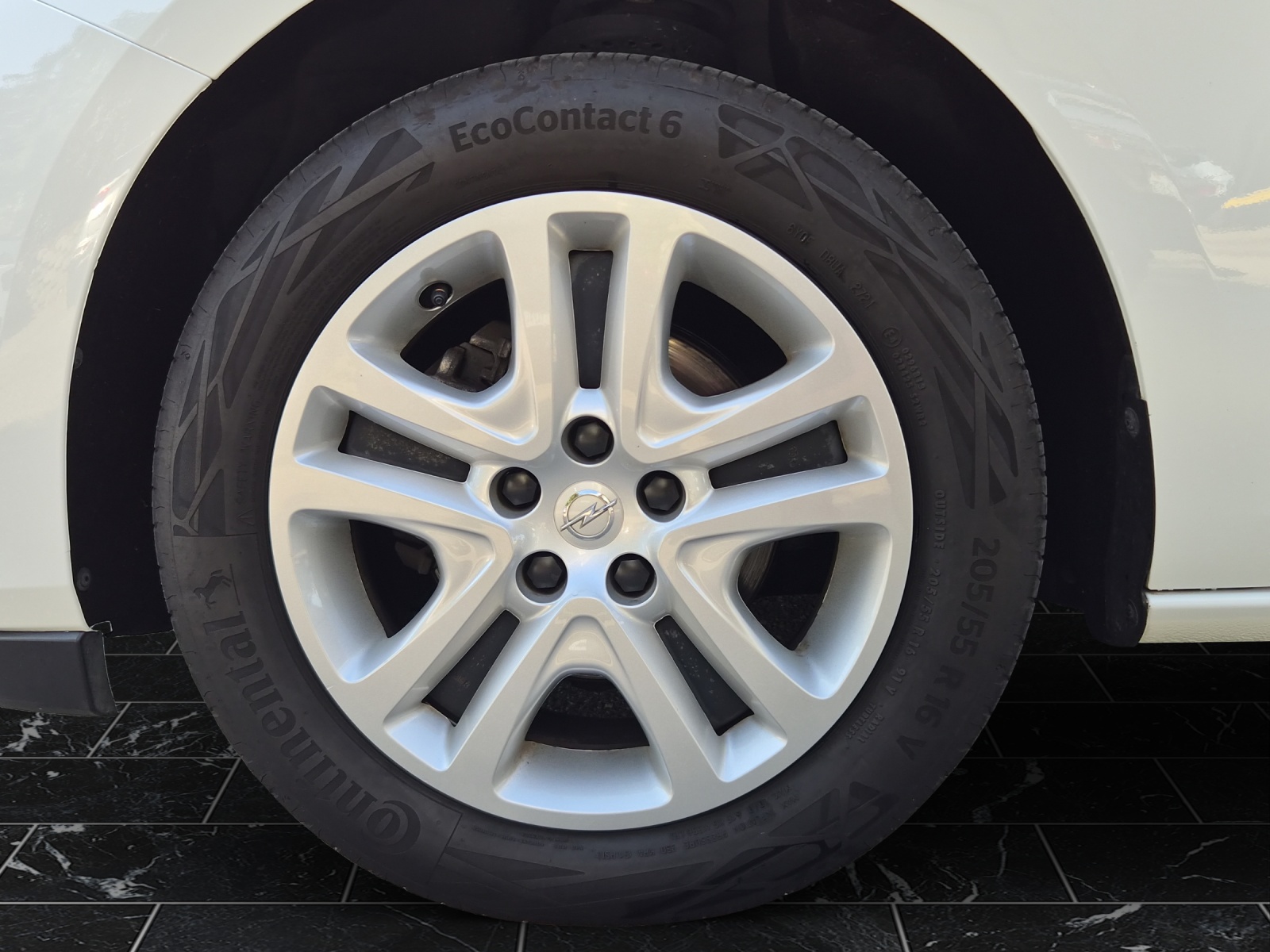 OPEL Astra Sports Tourer 1.4 T Edition S/S - 11