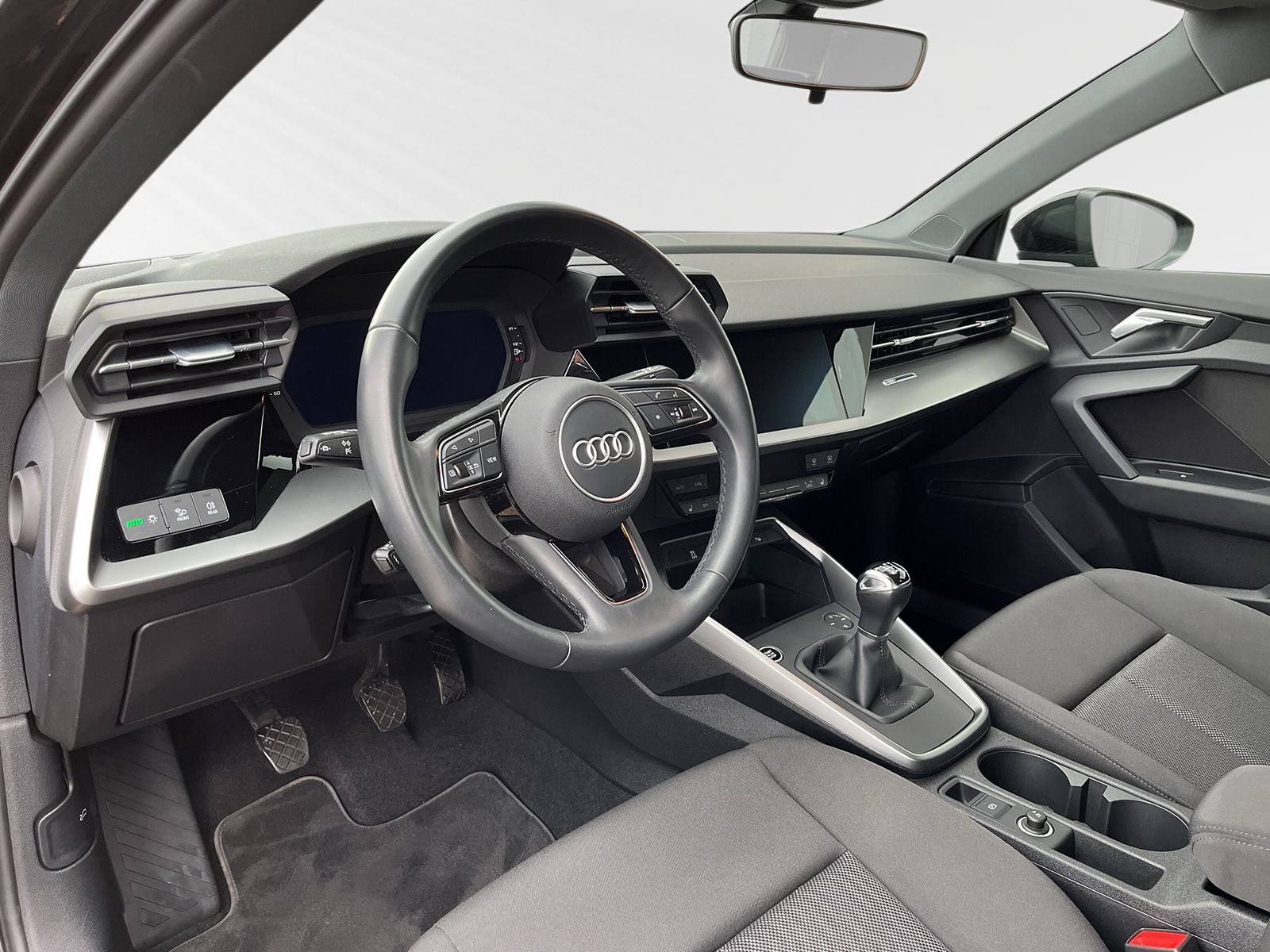 AUDI A3 Sportback 35 TFSI Attraction - 4