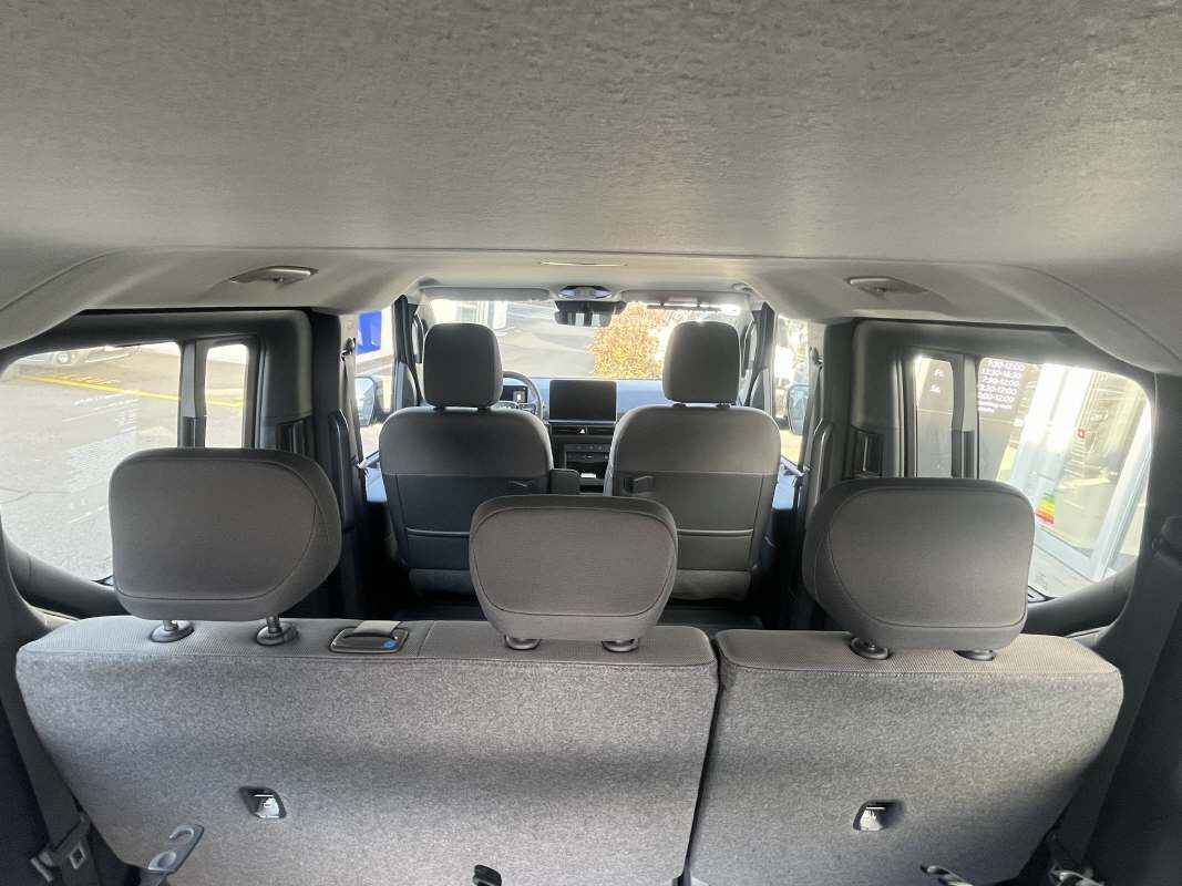 KIA PV5 Passenger 71.2 kWh Plus - 9