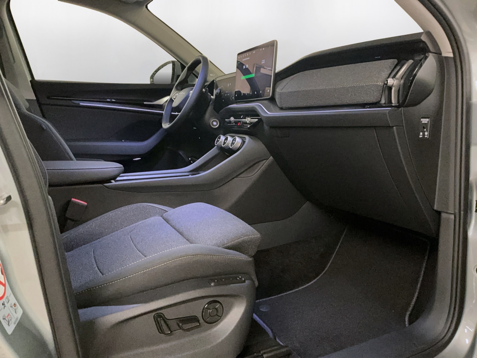 SKODA Kodiaq 1.5 TSI PHEV Dynamic - 14