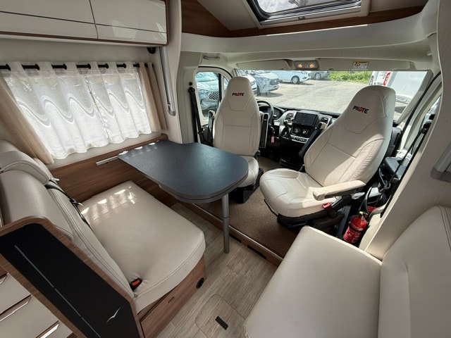 PILOTE P746GJ Expression - 8