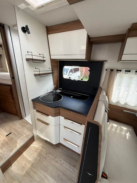 PILOTE P746GJ Expression - 9