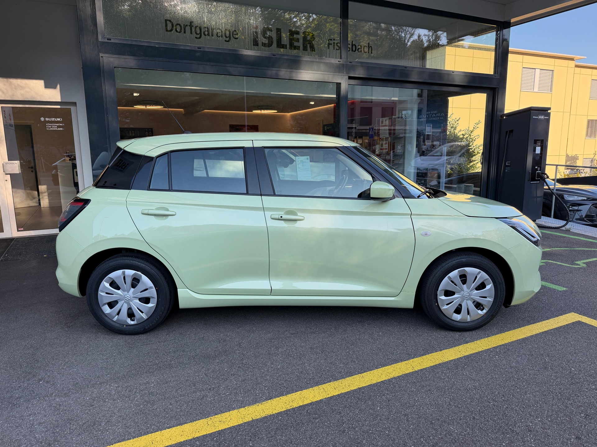 SUZUKI Swift 1.2 Unico Hybrid - 2