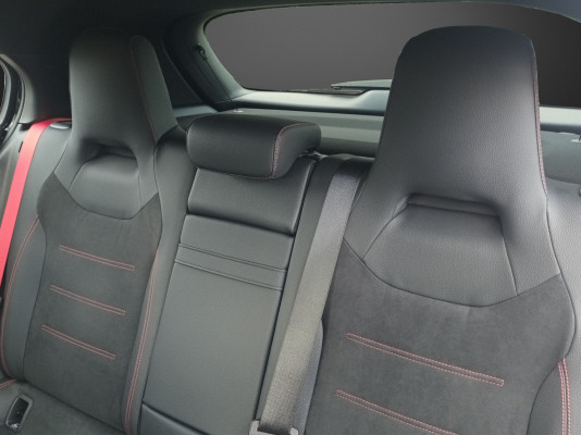 MERCEDES-BENZ A AMG 35 4Matic+ 8G-DCT - 10