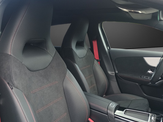 MERCEDES-BENZ A AMG 35 4Matic+ 8G-DCT - 8