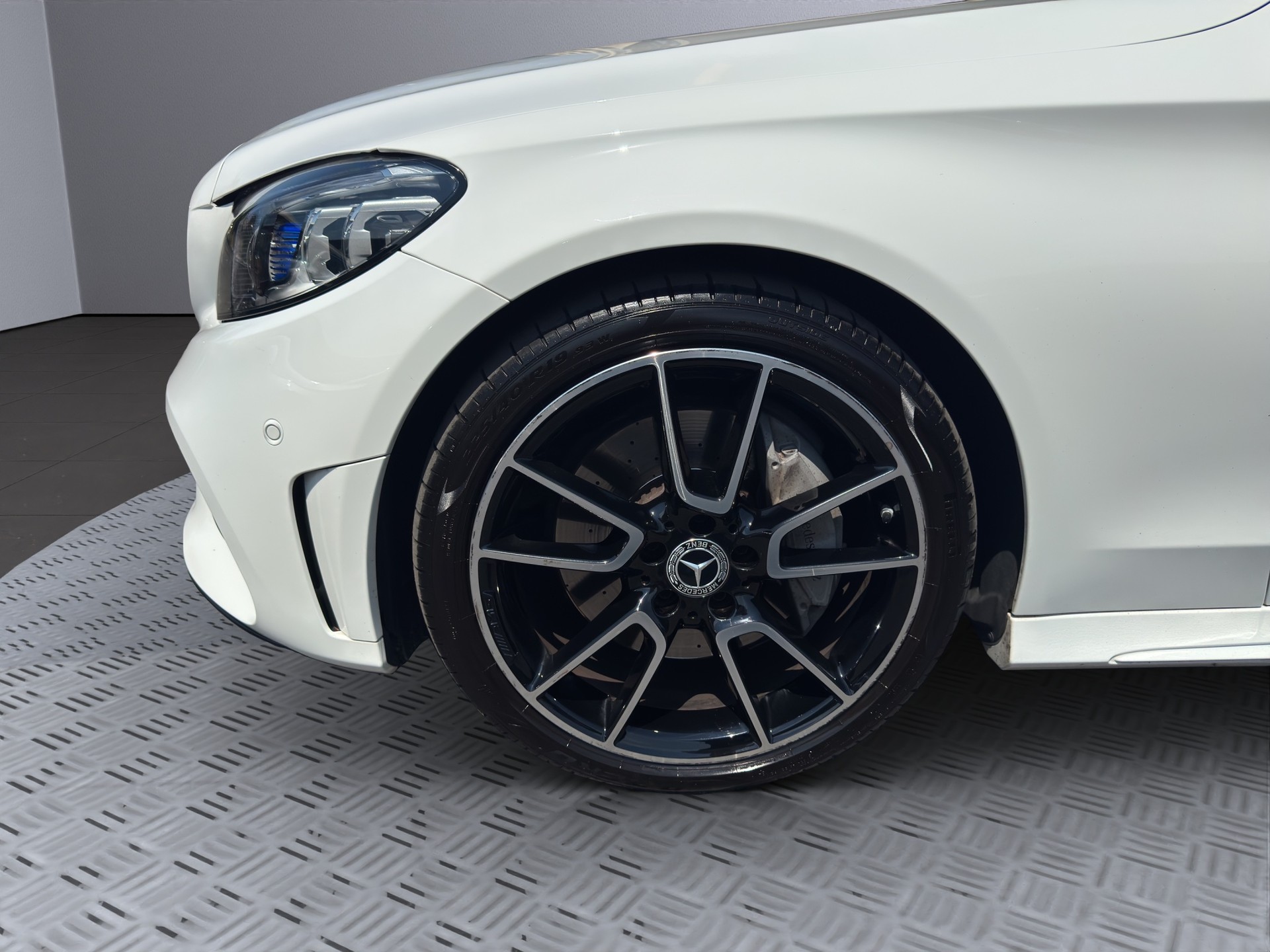 MERCEDES-BENZ C 300 AMG Line 4Matic Cabriolet 9G-Tronic - 9