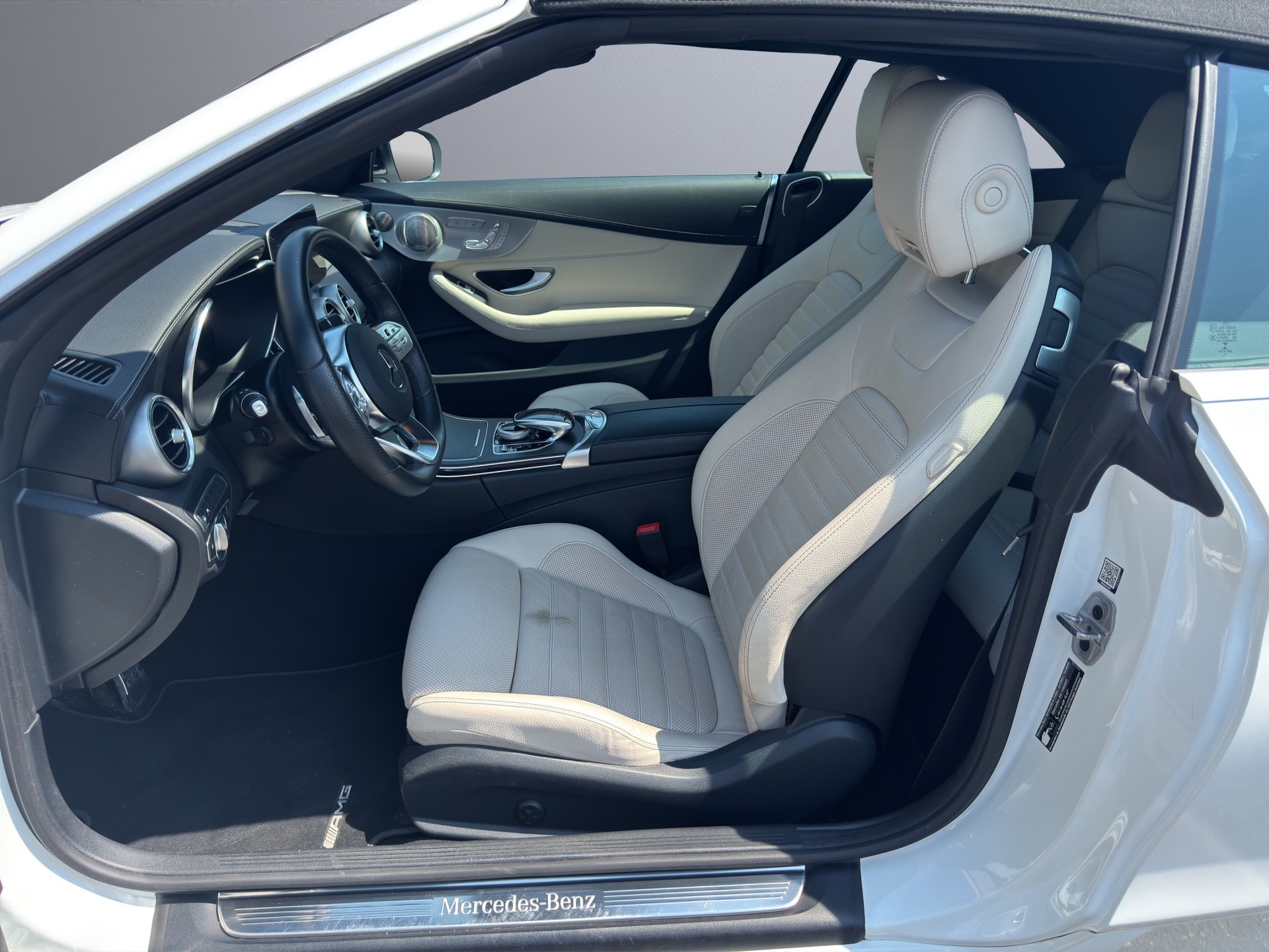 MERCEDES-BENZ C 300 AMG Line 4Matic Cabriolet 9G-Tronic - 11