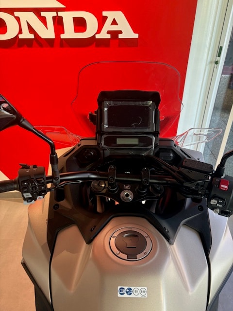 HONDA NT 1100 DCT E.S. - 9
