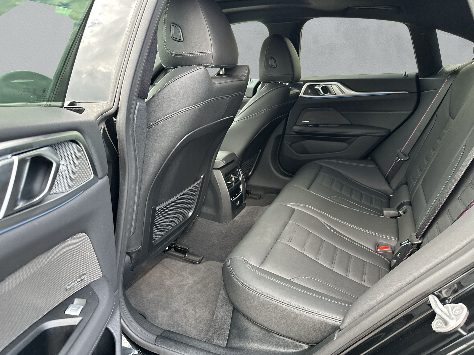 BMW i4 M50 M Sport Pro **Action de leasing à 0,9%** - 12