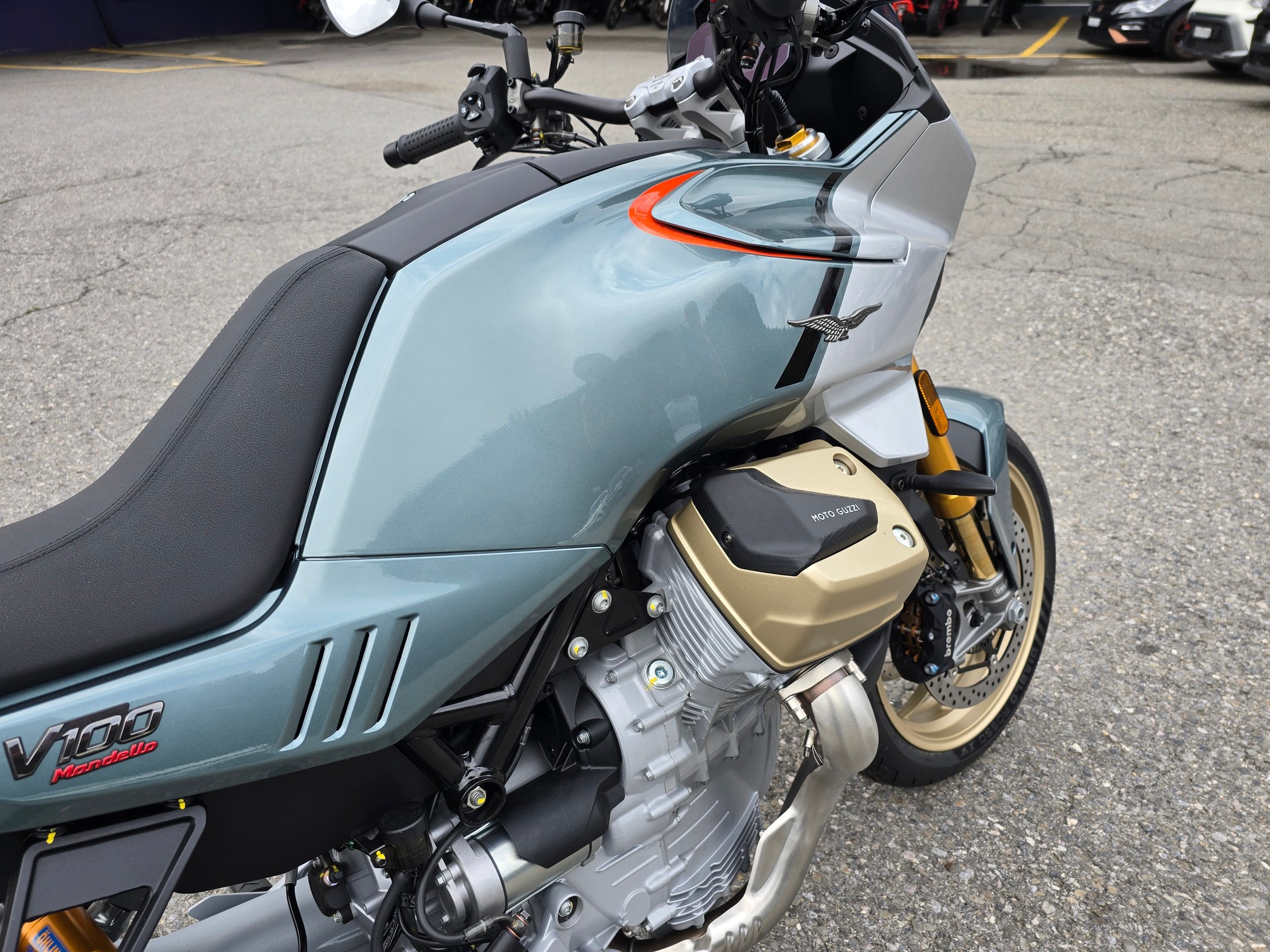 MOTO GUZZI V100 Mandello S - 6