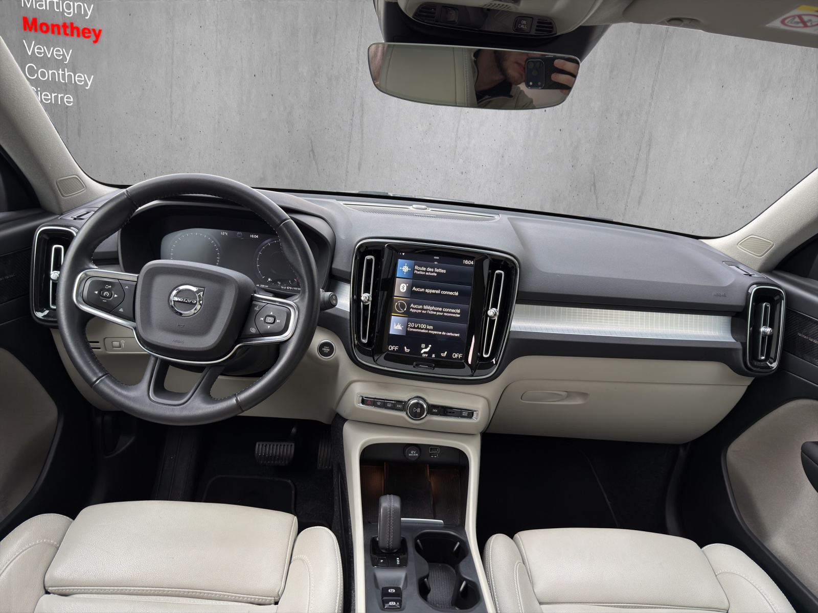 VOLVO XC40 B4 Benzin Mild Hybrid AWD Momentum Geartronic - 14