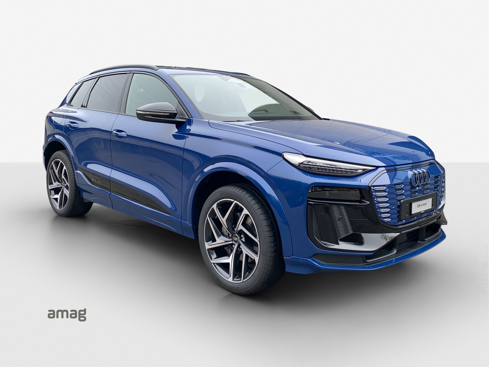 AUDI Q6 e-tron quattro - 6