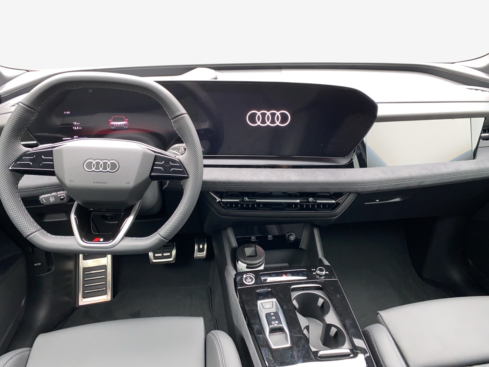 AUDI Q6 e-tron quattro - 9