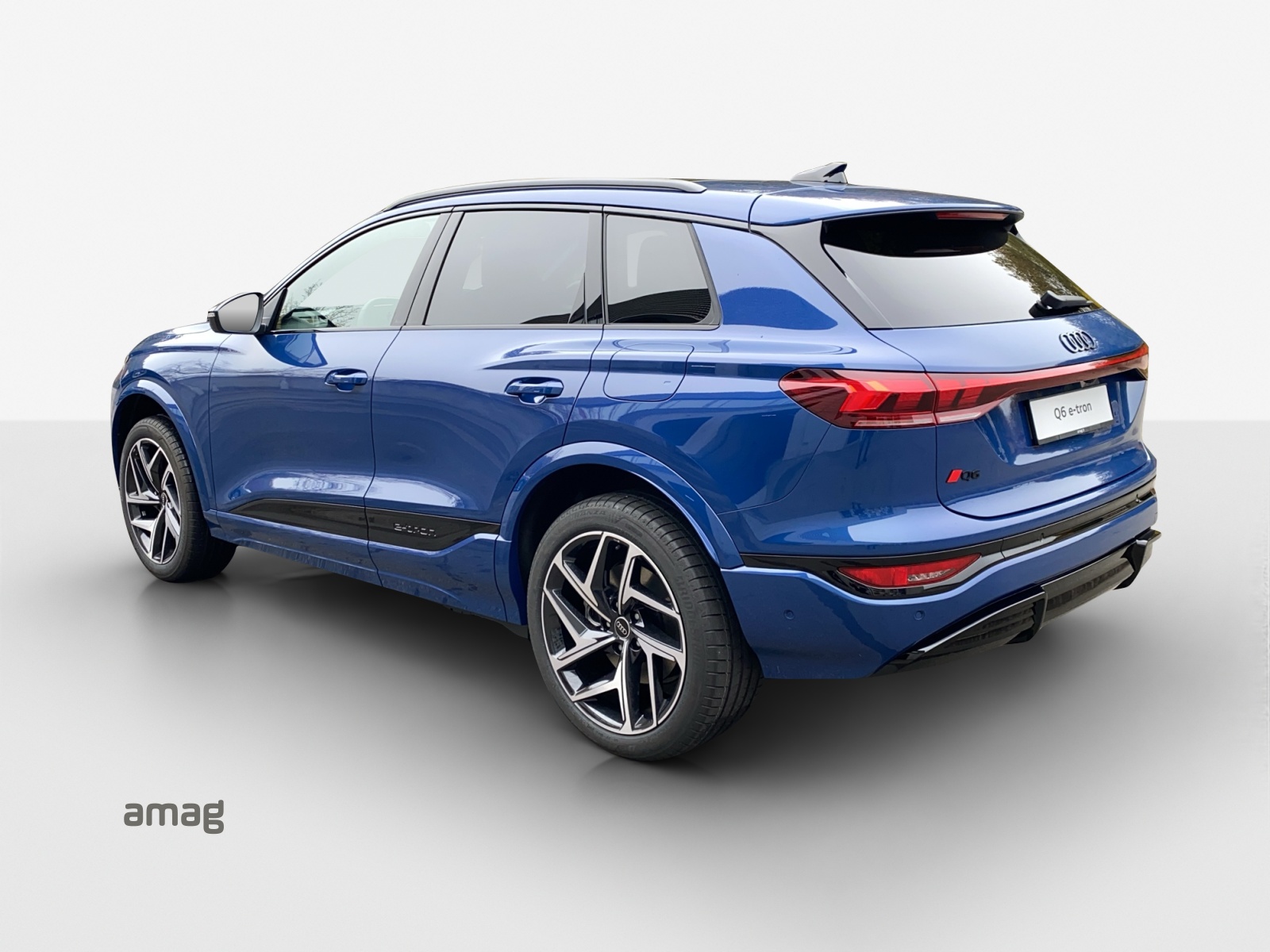 AUDI Q6 e-tron quattro - 3