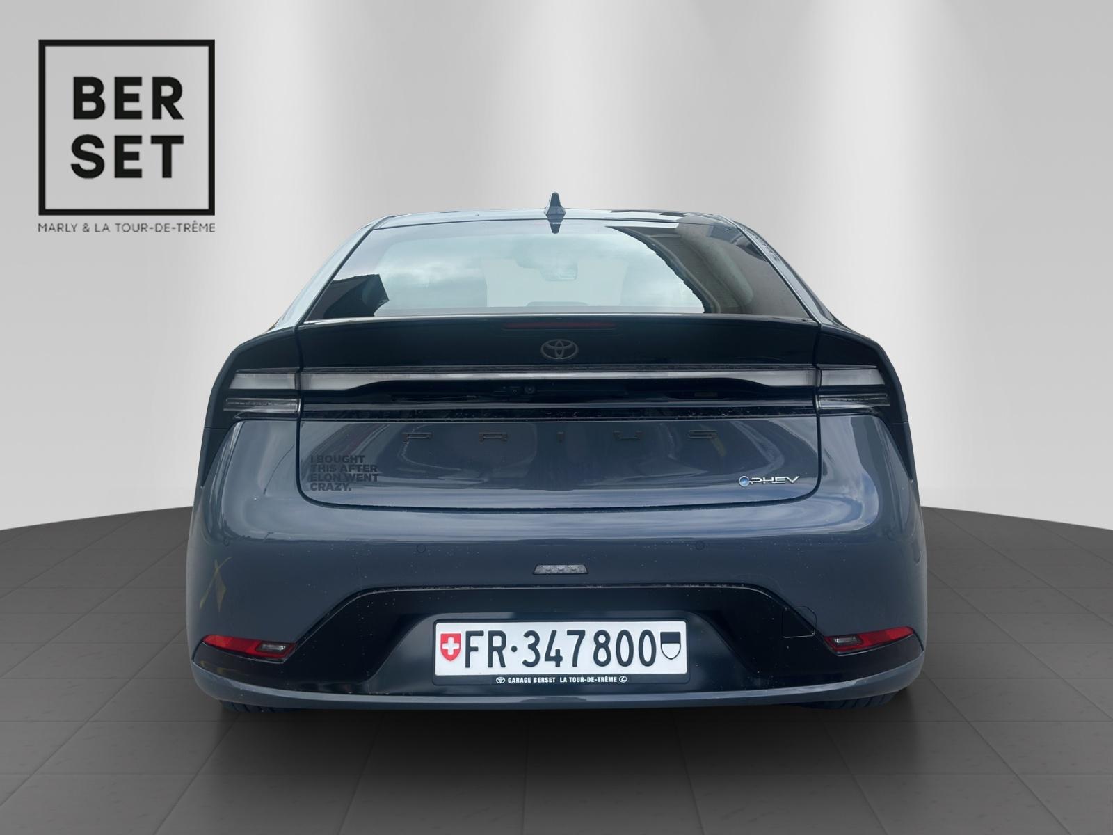 TOYOTA Prius 2.0 Plug-In-Hybrid Style - 4