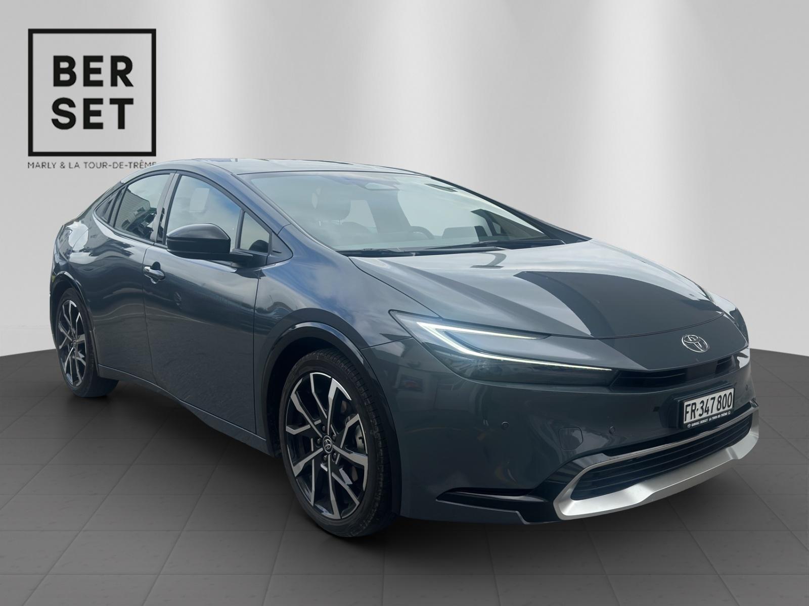 TOYOTA Prius 2.0 Plug-In-Hybrid Style - 7