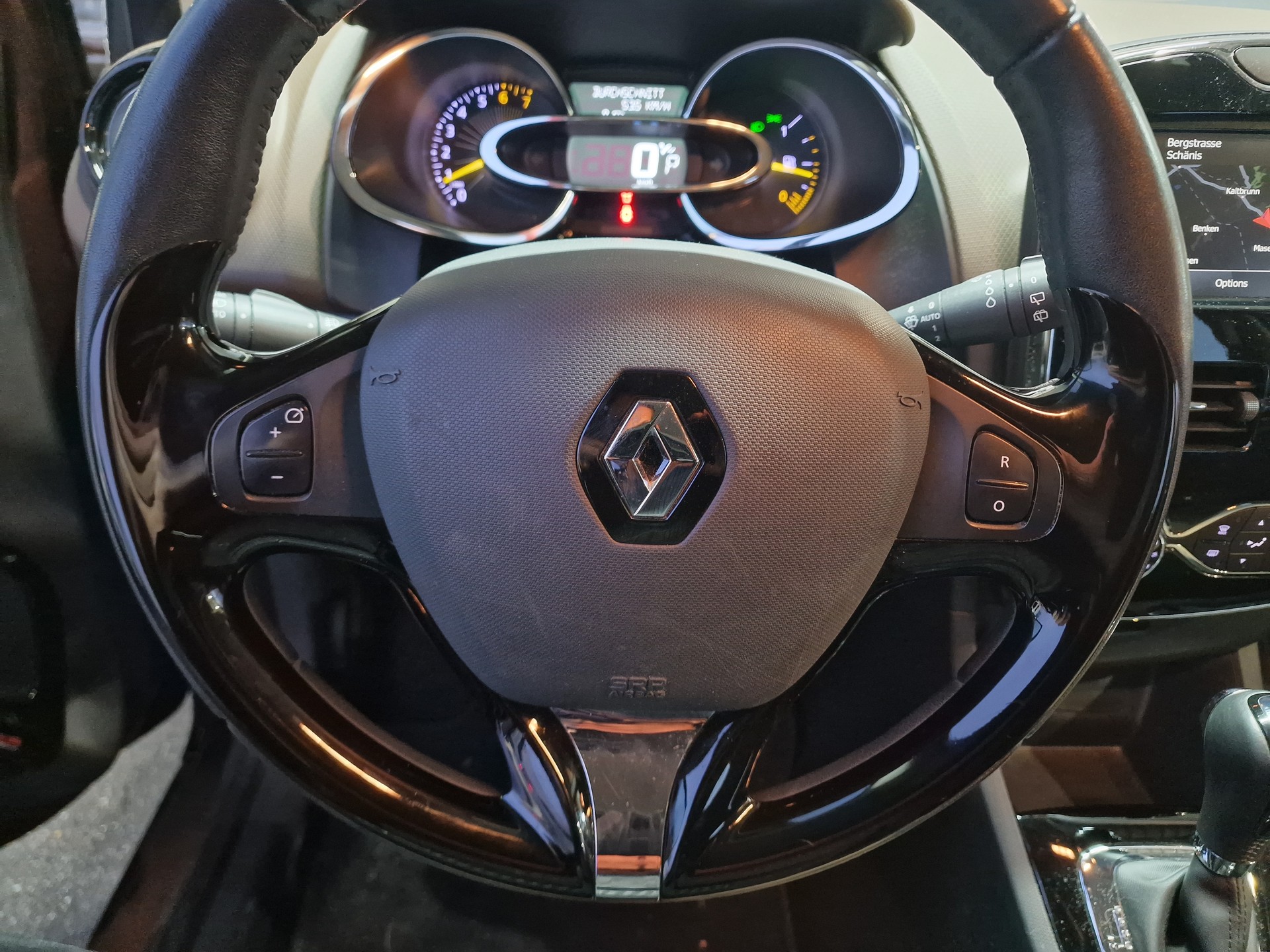 RENAULT Clio 1.2 16V T Swiss Edition EDC 12Mt Gara - 18