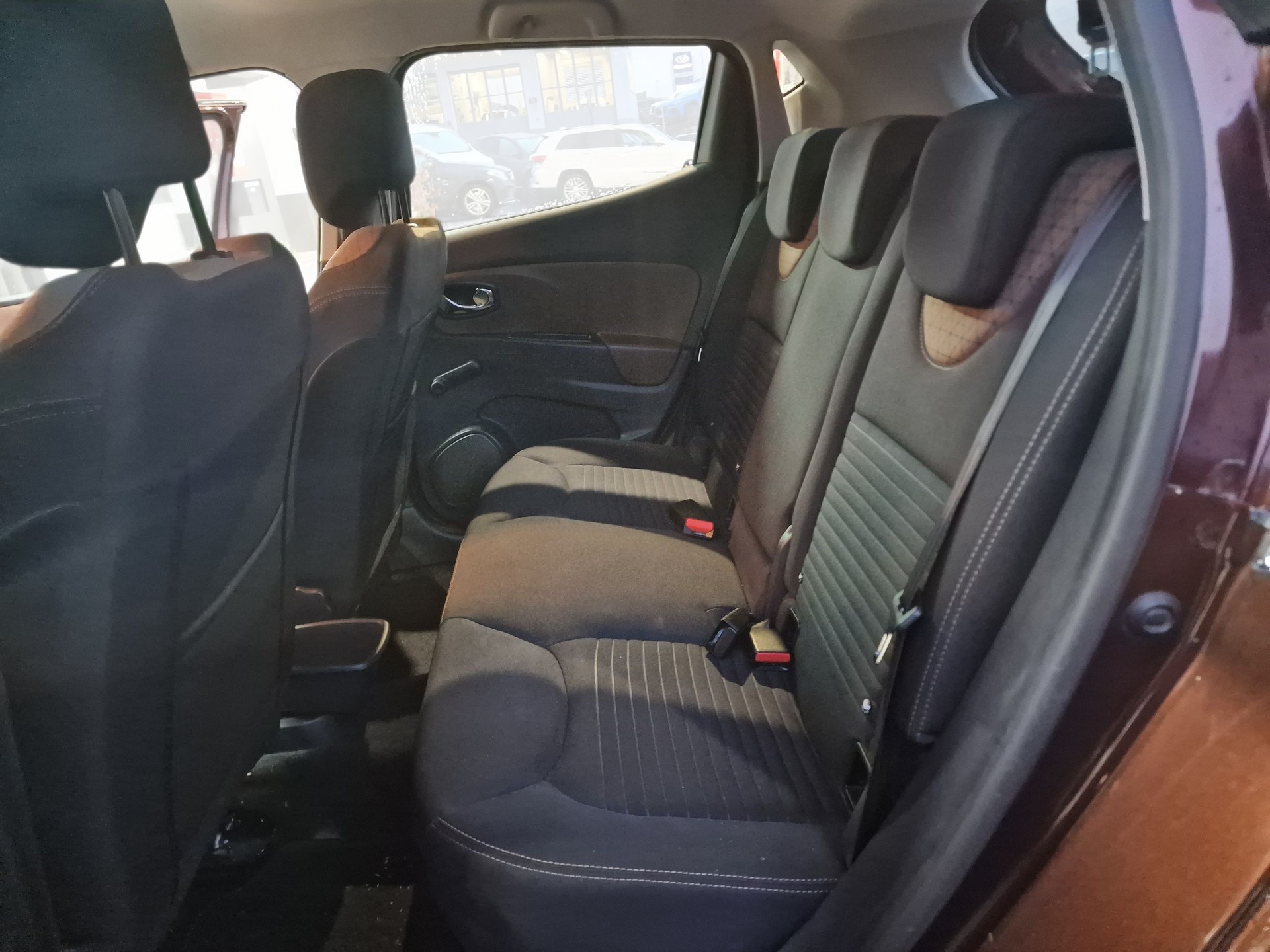 RENAULT Clio 1.2 16V T Swiss Edition EDC 12Mt Gara - 11