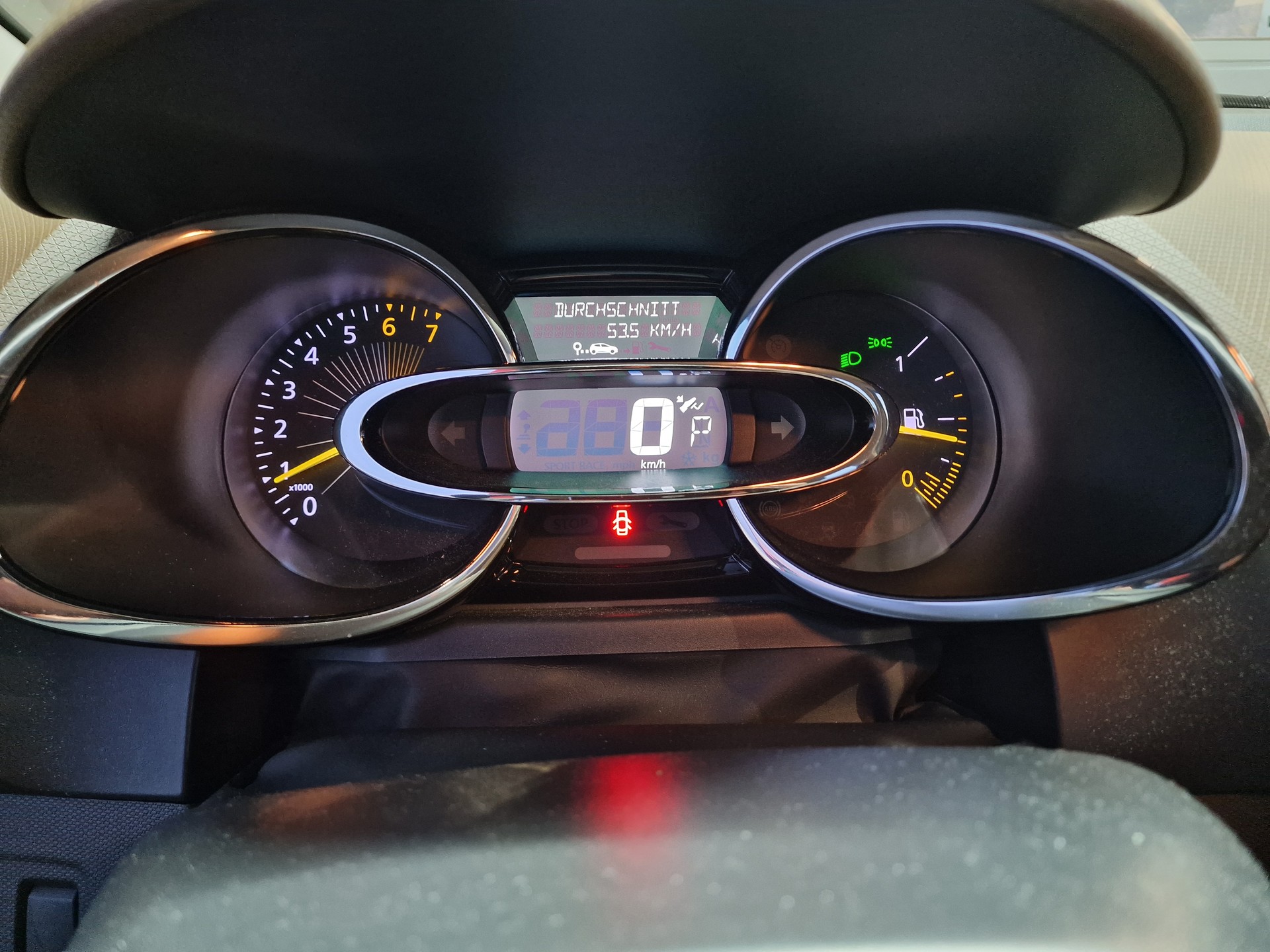 RENAULT Clio 1.2 16V T Swiss Edition EDC 12Mt Gara - 19