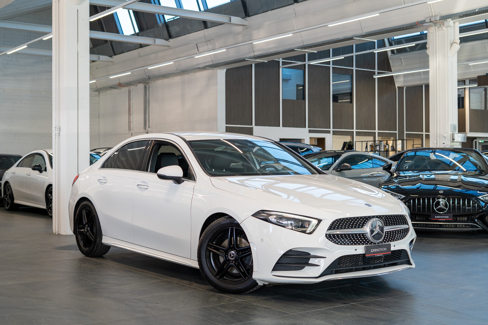 A 180 AMG Line Limousine