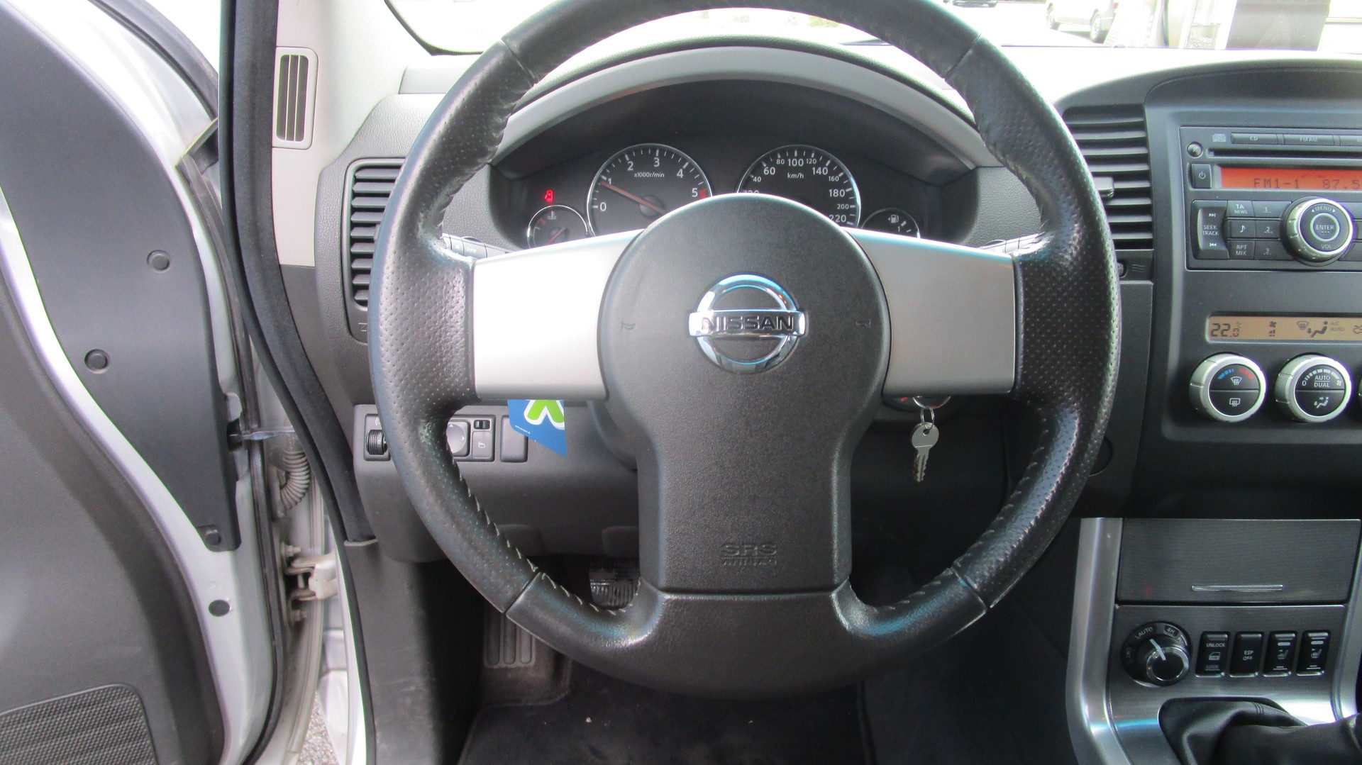 NISSAN Pathfinder 2.5 dCi SE - 12