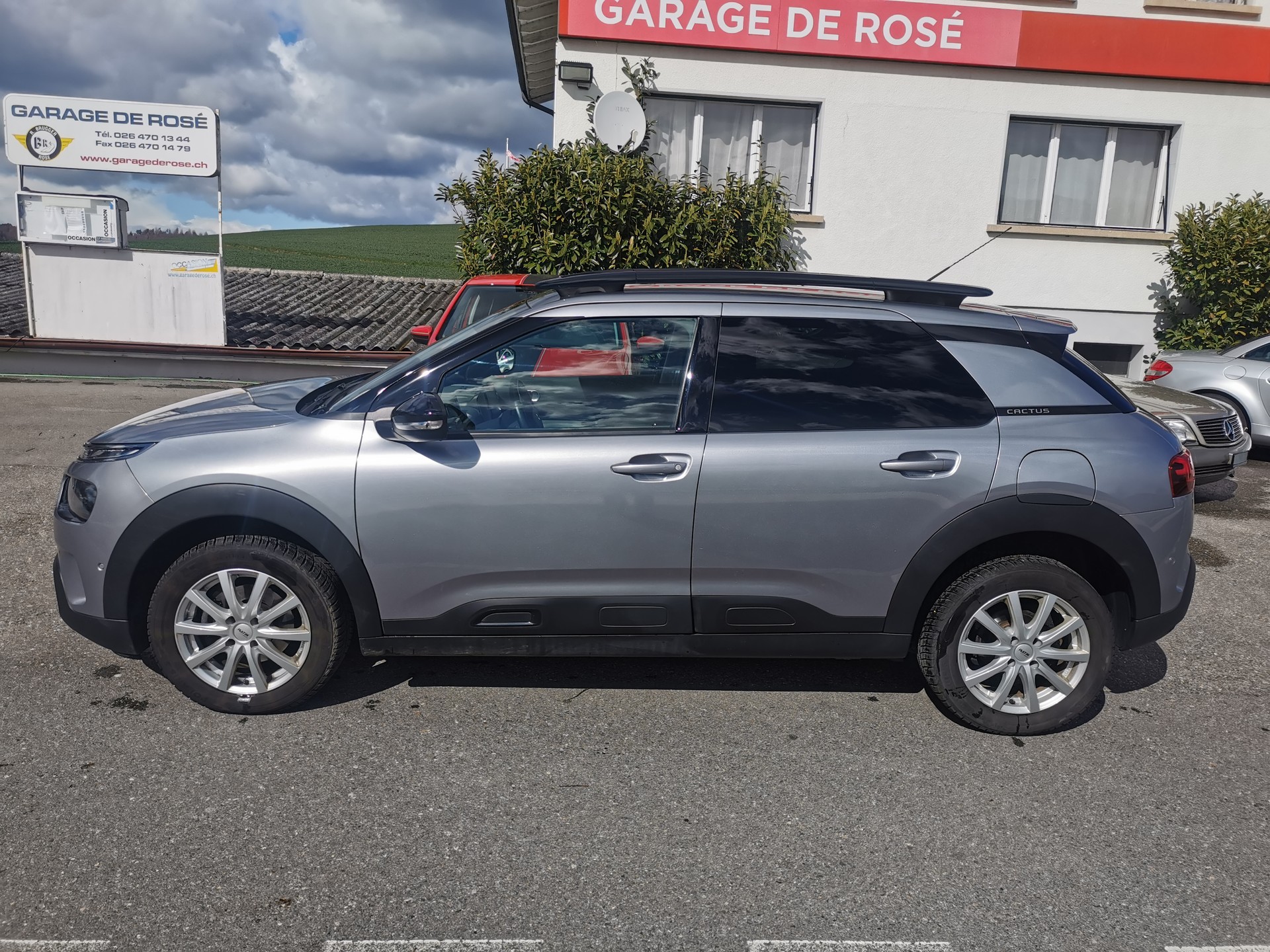CITROEN C4 Cactus 1.5 Blue HDi Shine EAT6 - 3