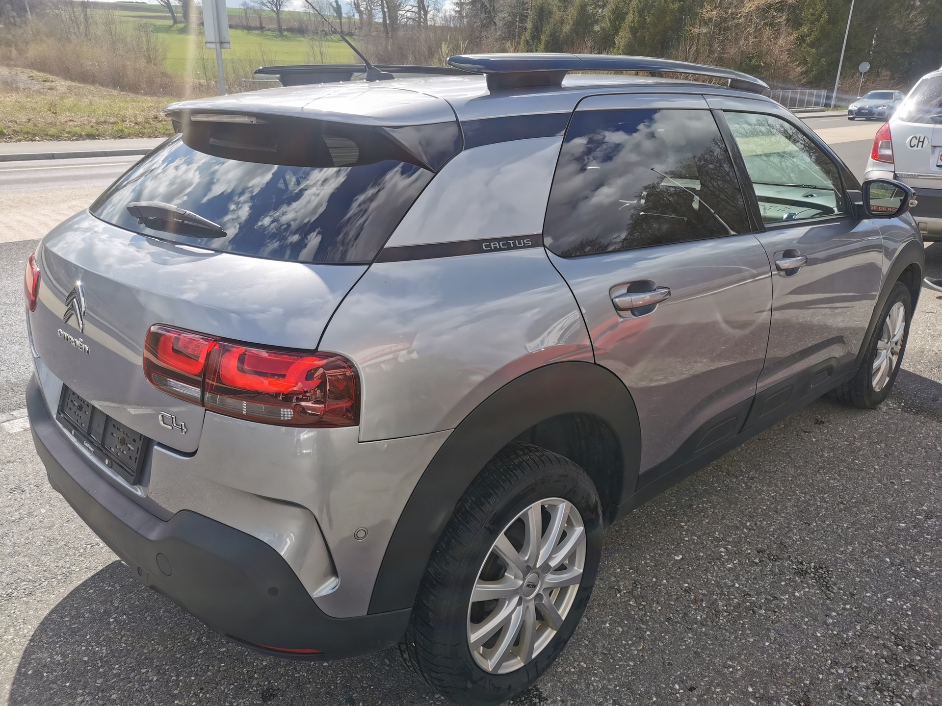 CITROEN C4 Cactus 1.5 Blue HDi Shine EAT6 - 5