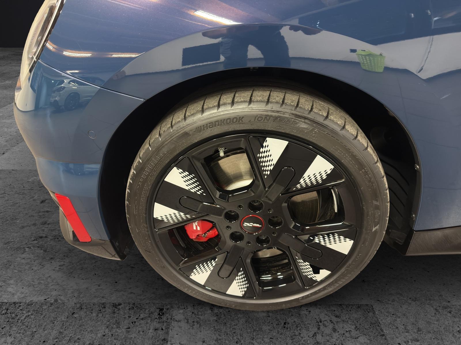 MINI J01 John Cooper Works - 9
