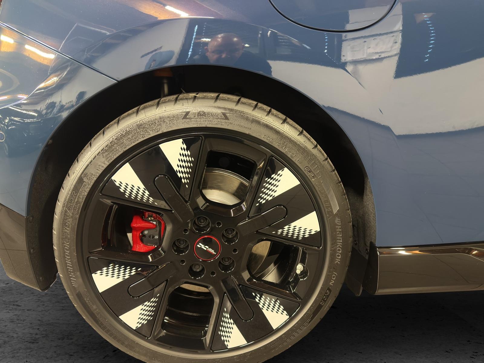 MINI J01 John Cooper Works - 10