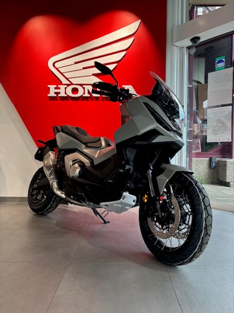 HONDA X-ADV 750