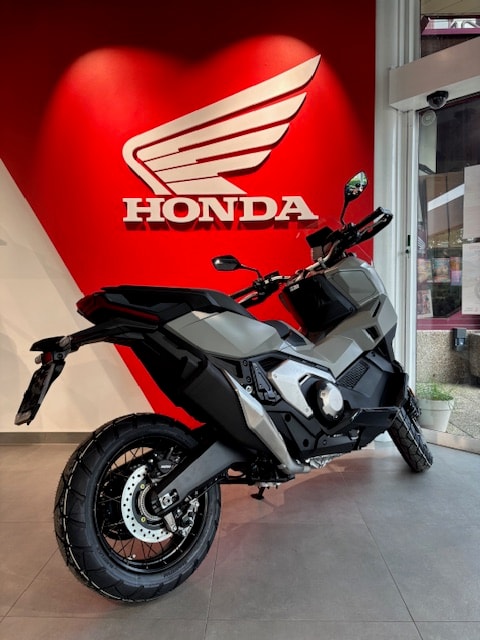 HONDA X-ADV 750 - 3
