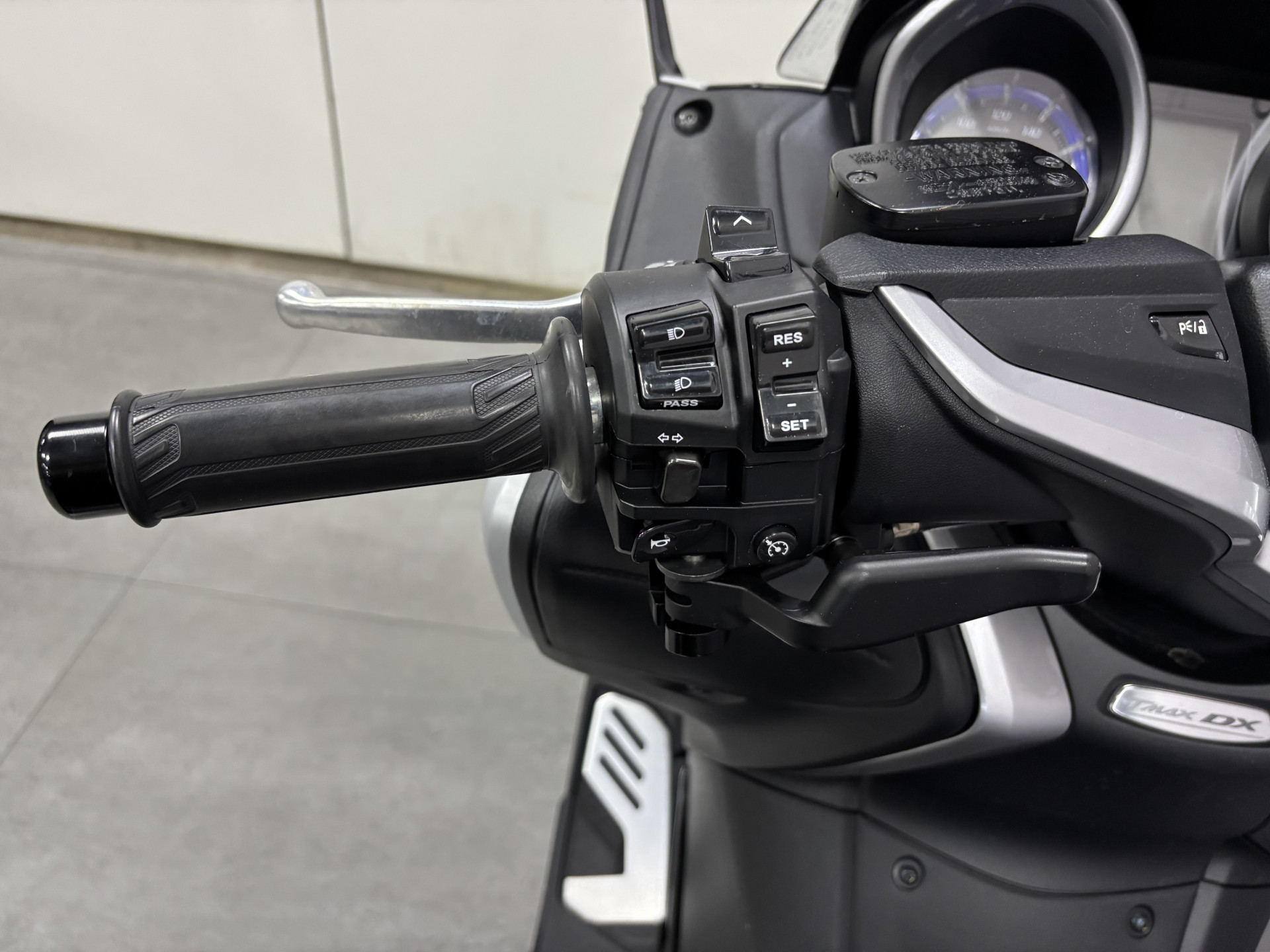 YAMAHA TMax 530 DX - 6