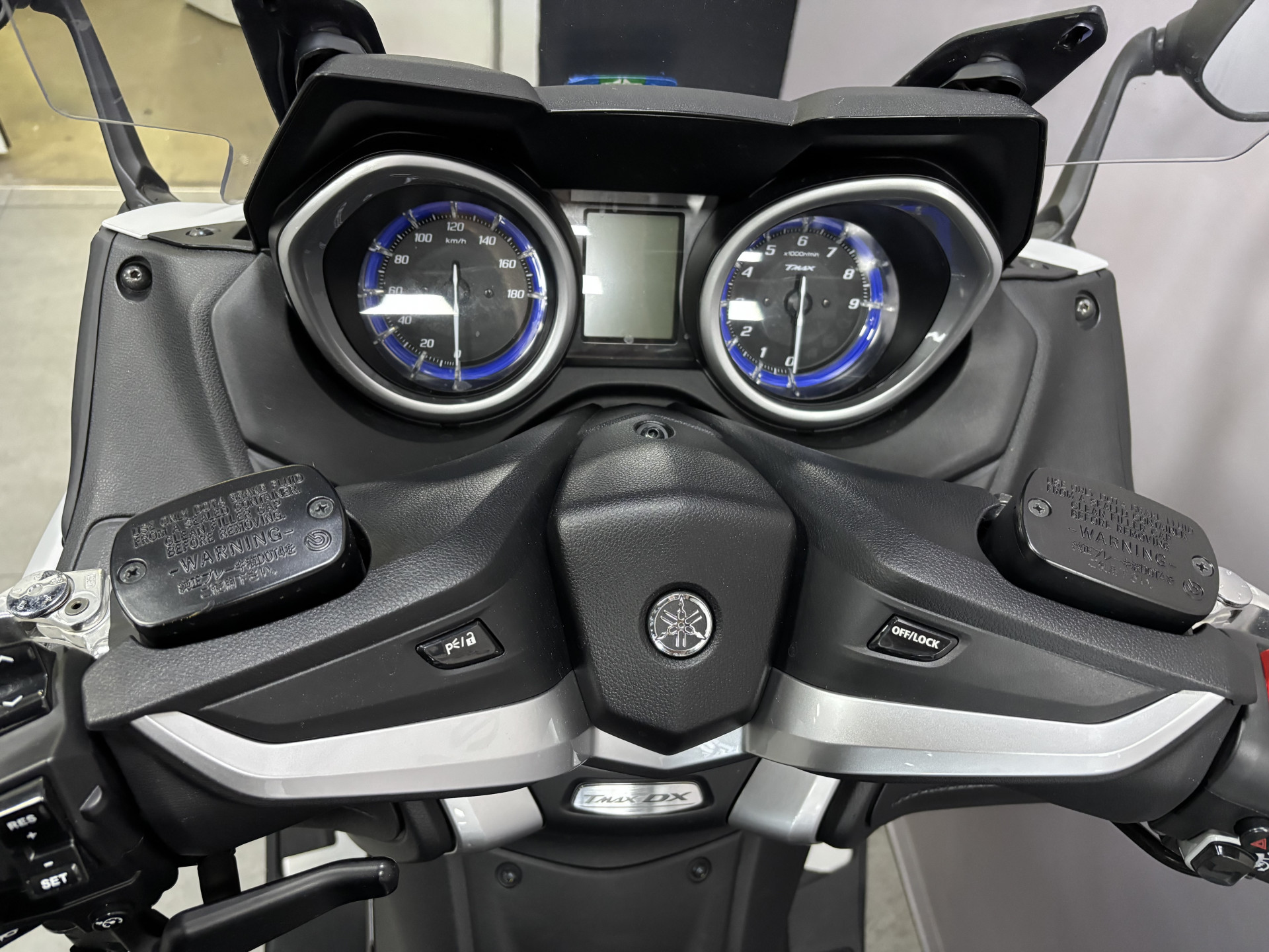 YAMAHA TMax 530 DX - 5