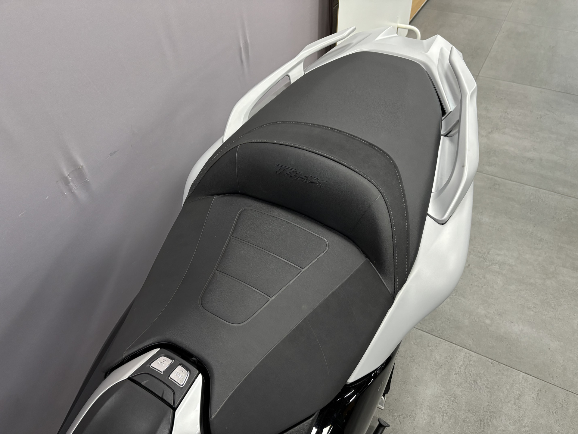 YAMAHA TMax 530 DX - 8